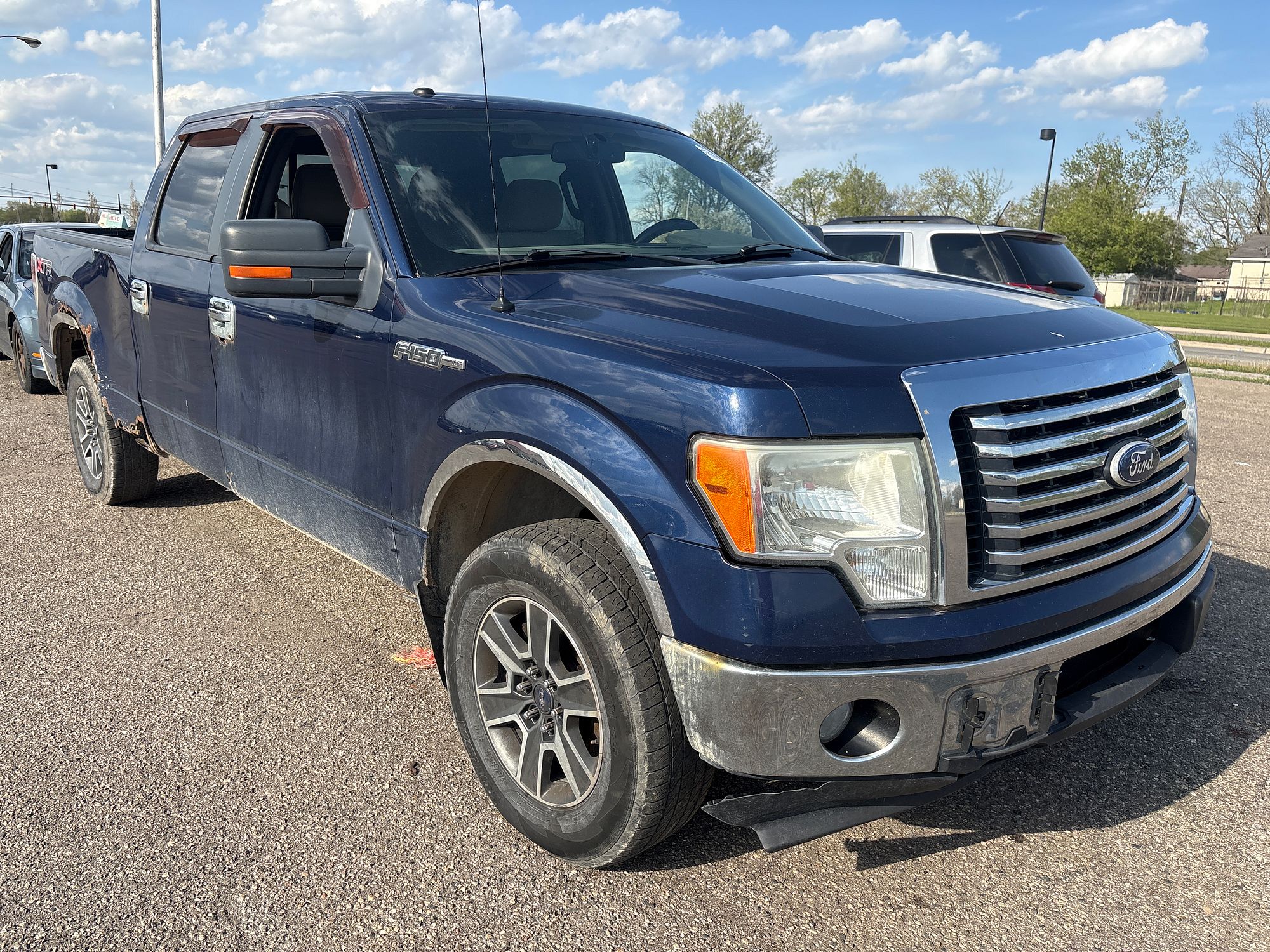 2010 FORD F150 - Image 2