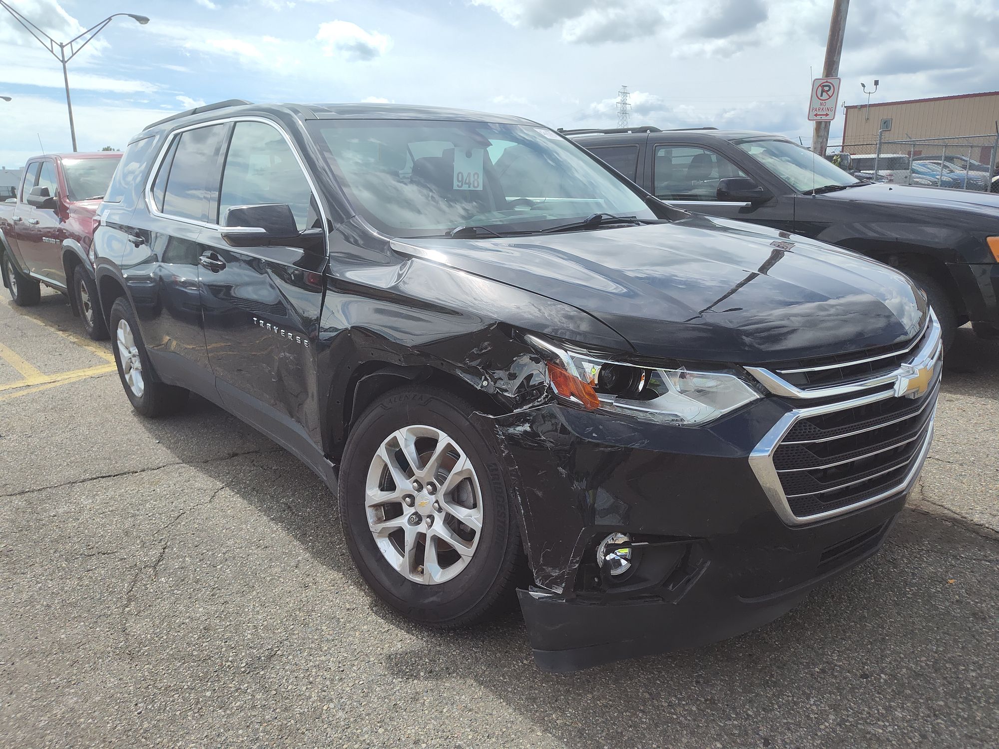 2019 CHEVROLET TRAVERSE - Image 2