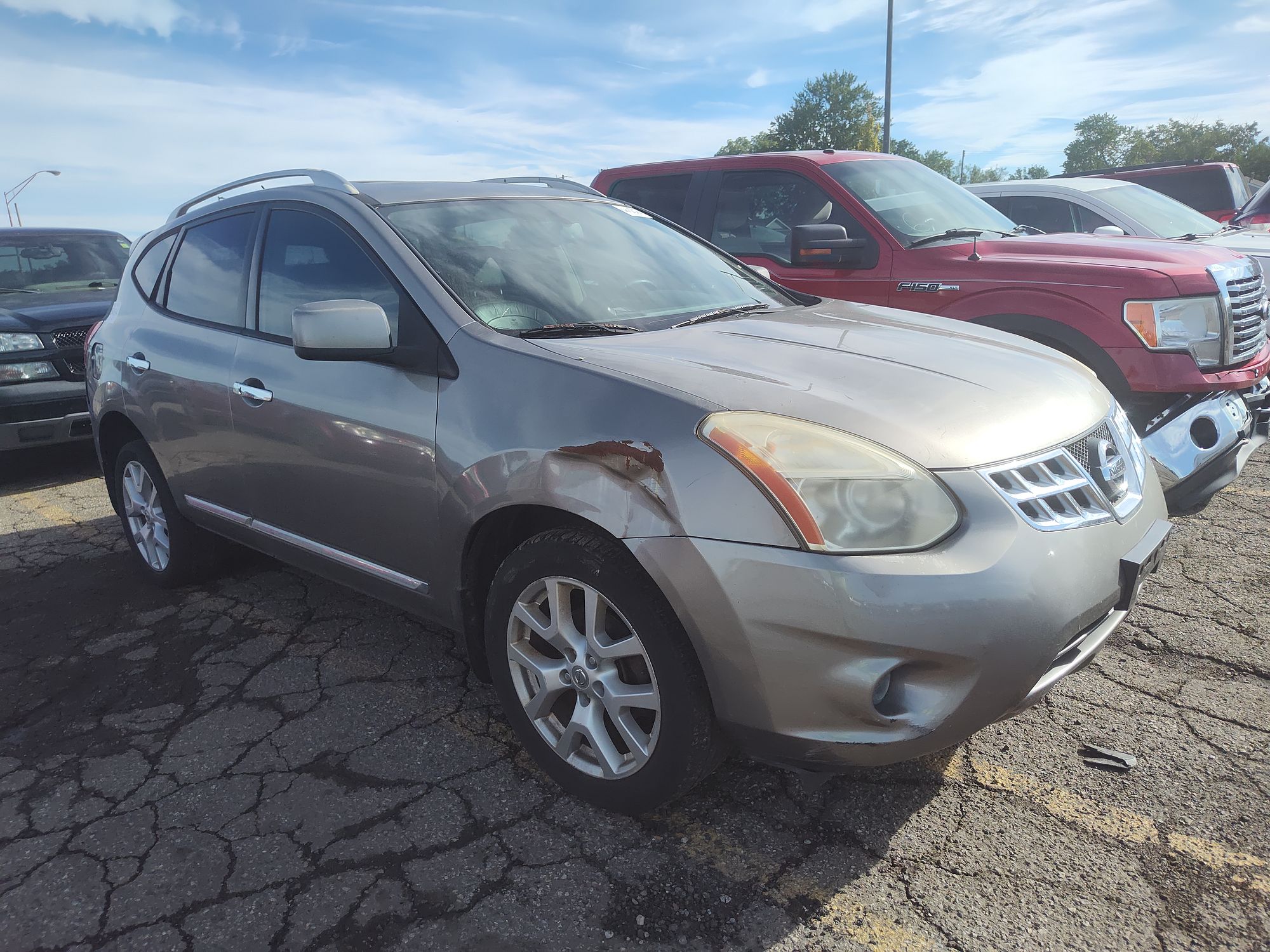 2011 NISSAN ROGUE - Image 2