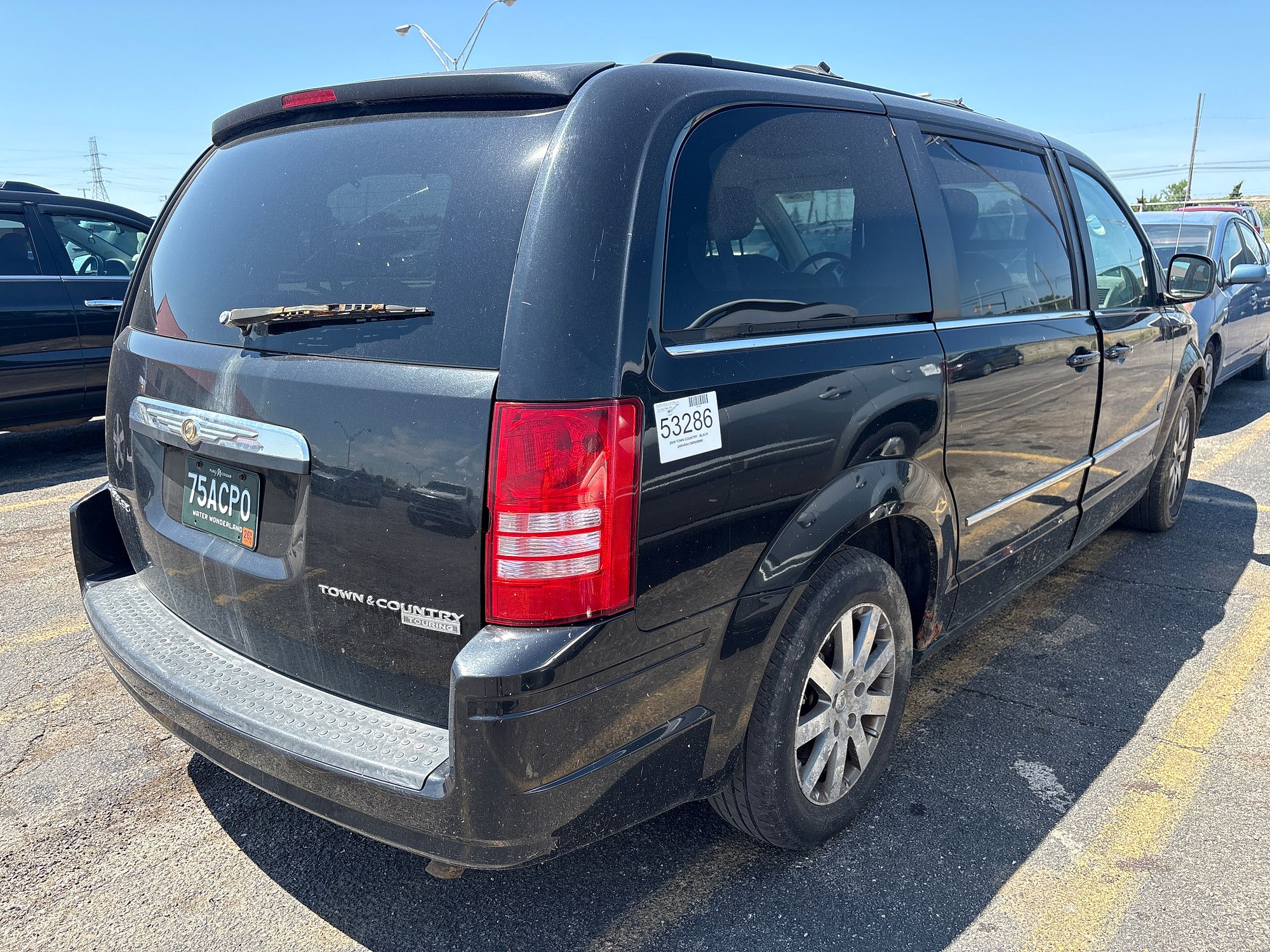2009 CHRYSLER TOWN COUNTRY - Image 3