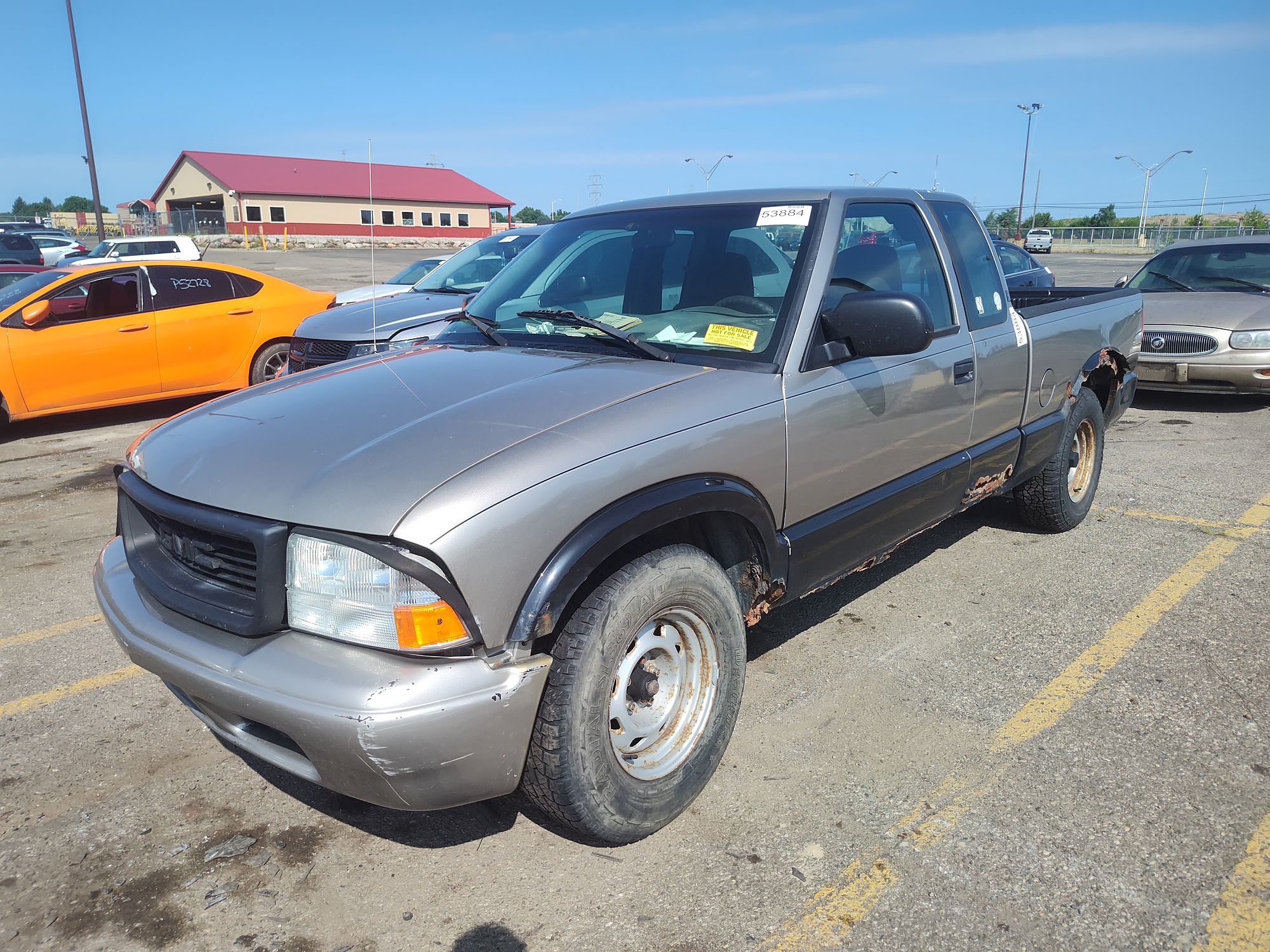 2003 GMC SONOMA - Image 1