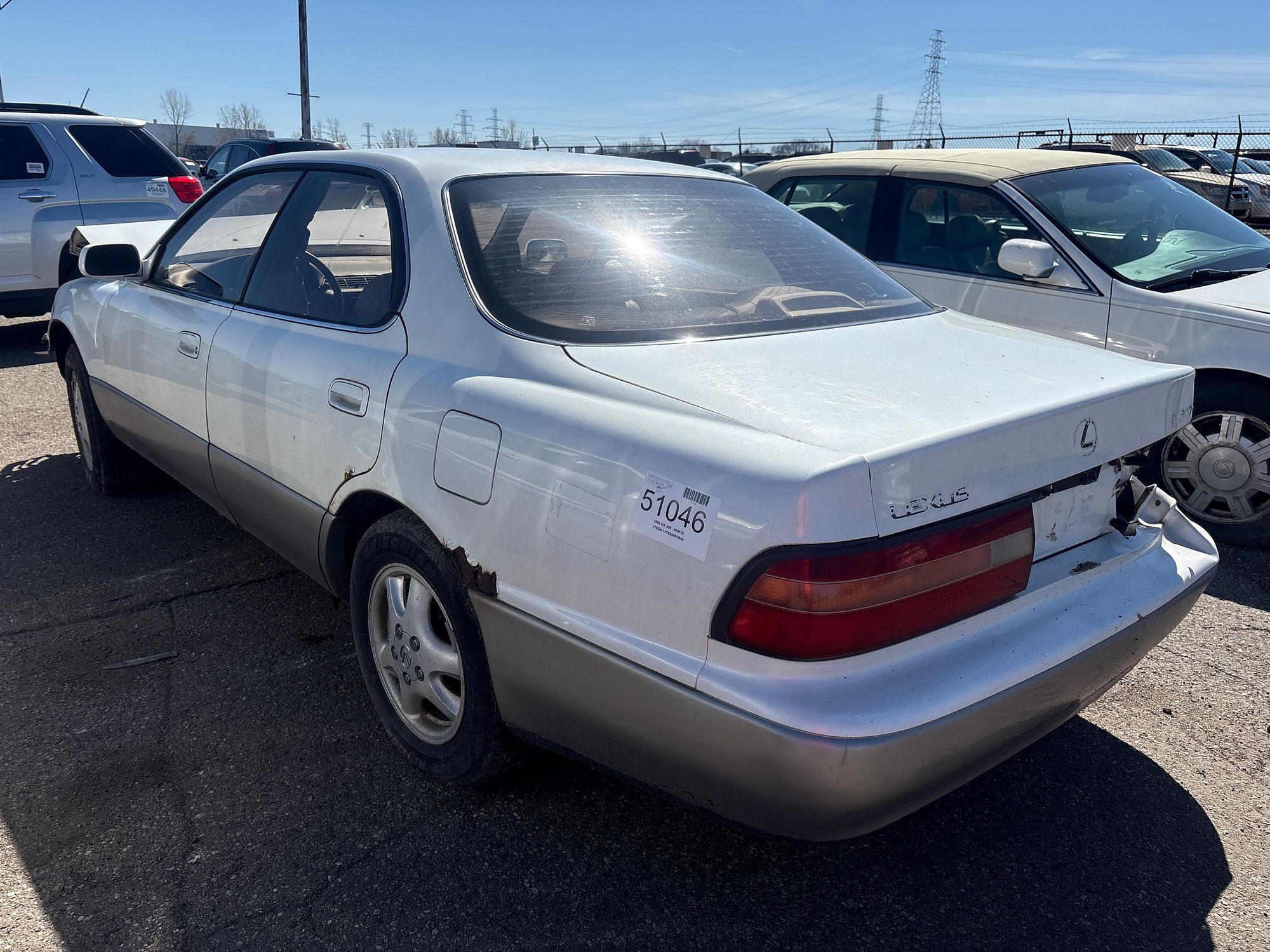 1995 LEXUS ES300 - Image 4