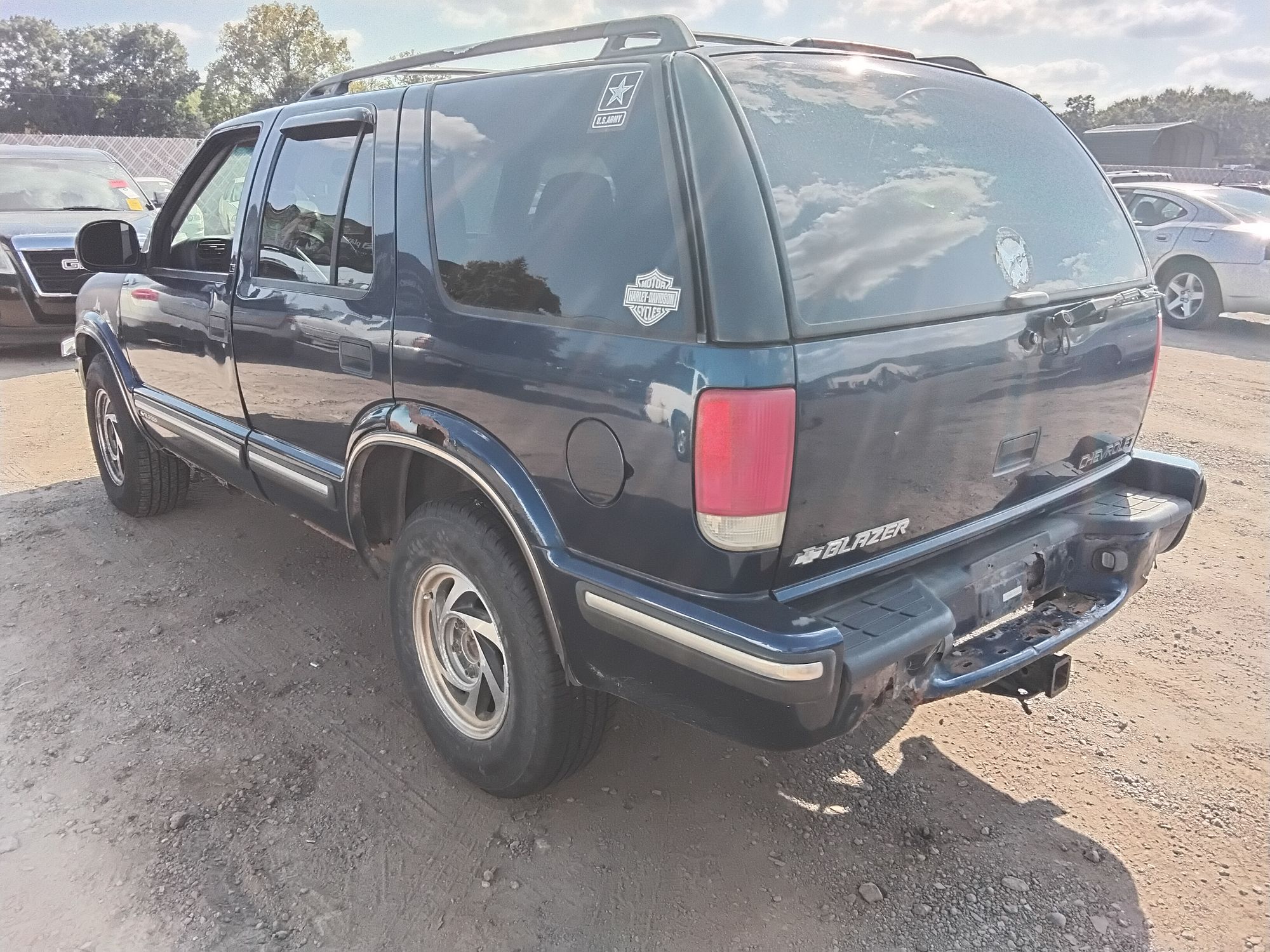 1998 Chevrolet Blazer LS Parts UPull and Save Auto Parts Pontiac