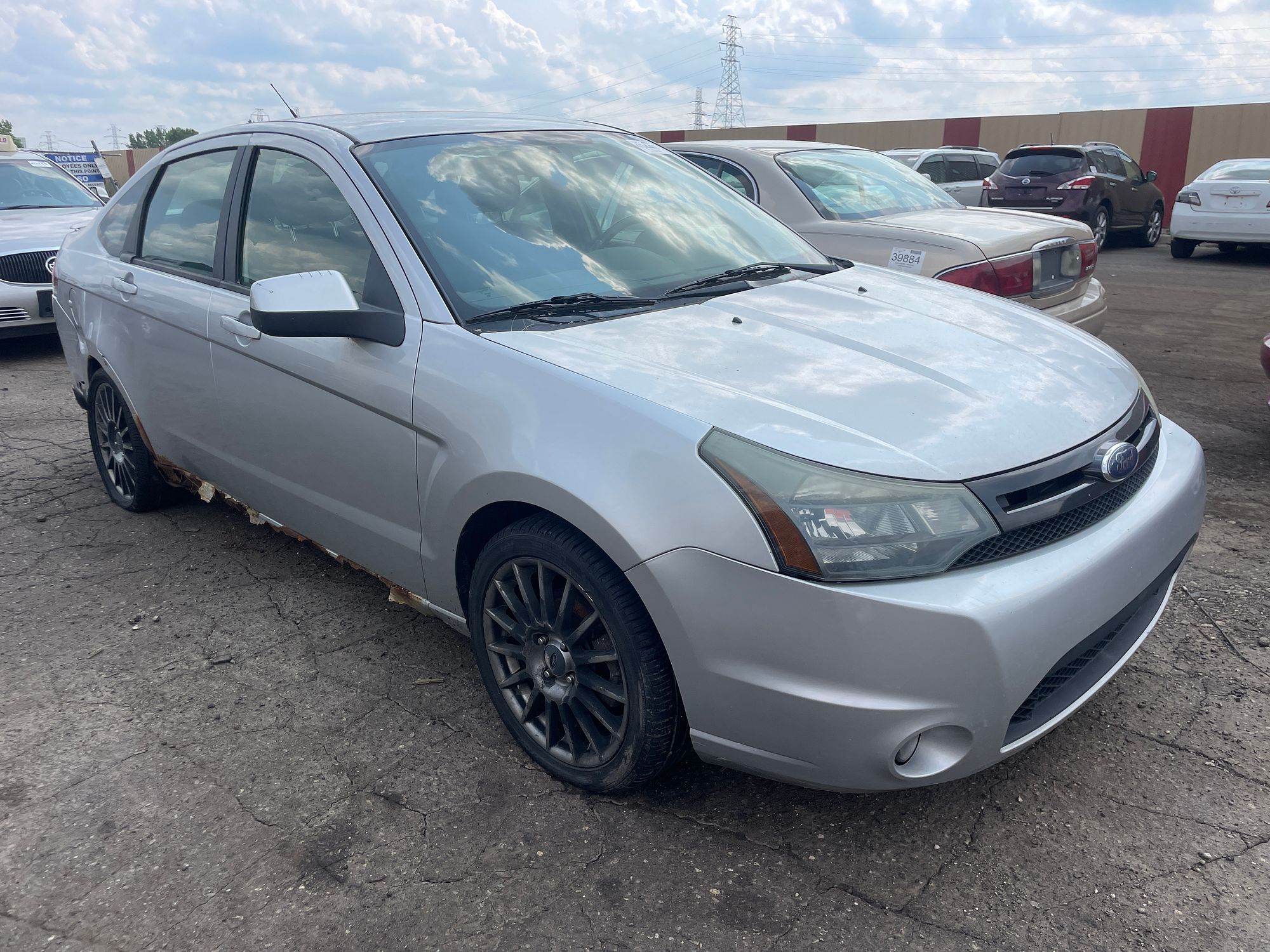 2010 FORD FOCUS - Image 2