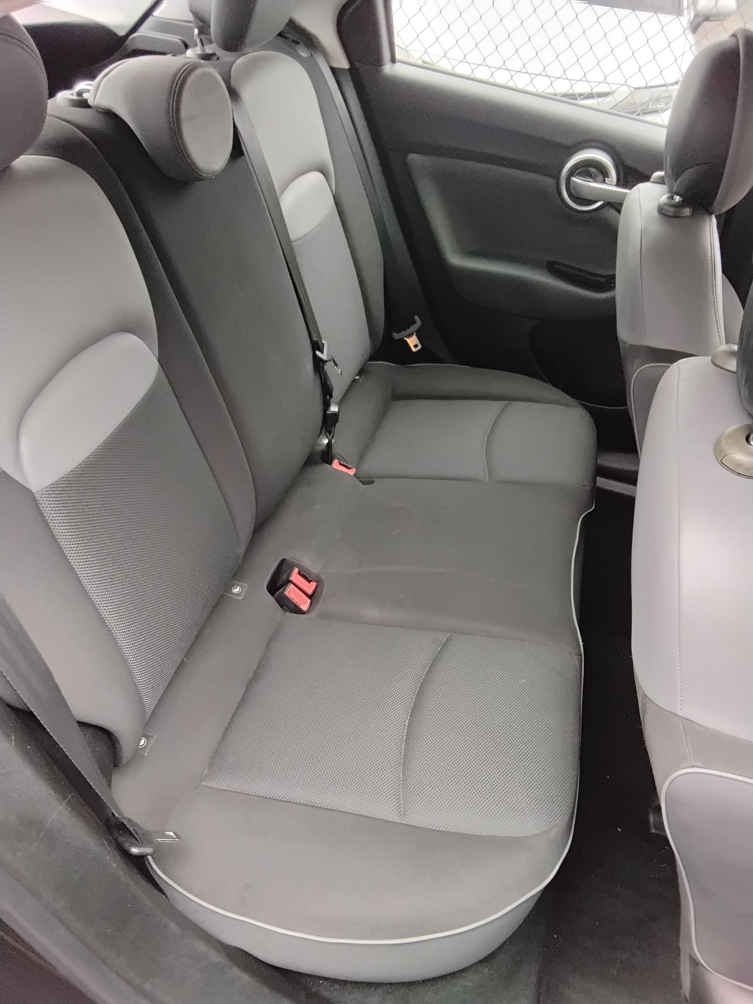 2017 FIAT 500 - Image 6
