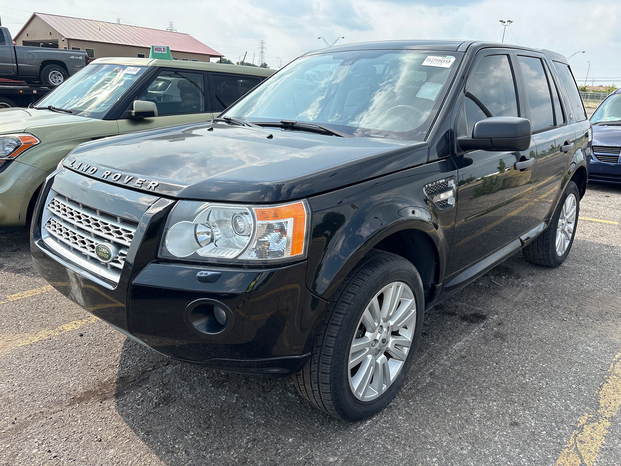 2010 LAND ROVER LR2 - Image 1