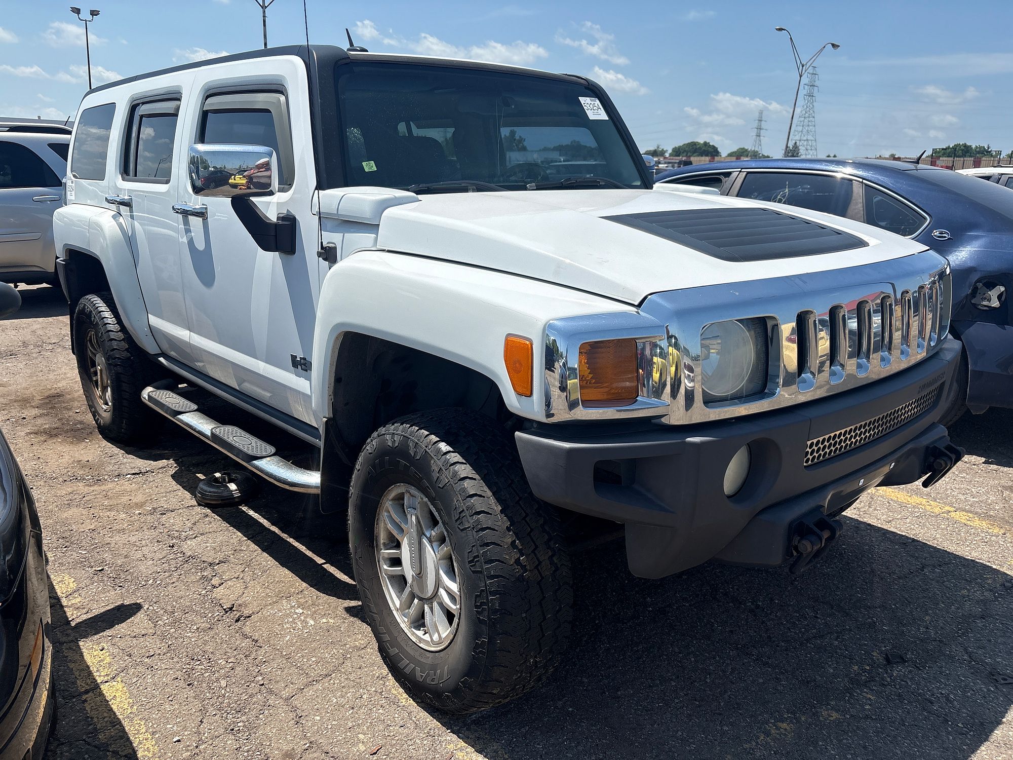 2007 HUMMER H3 - Image 2