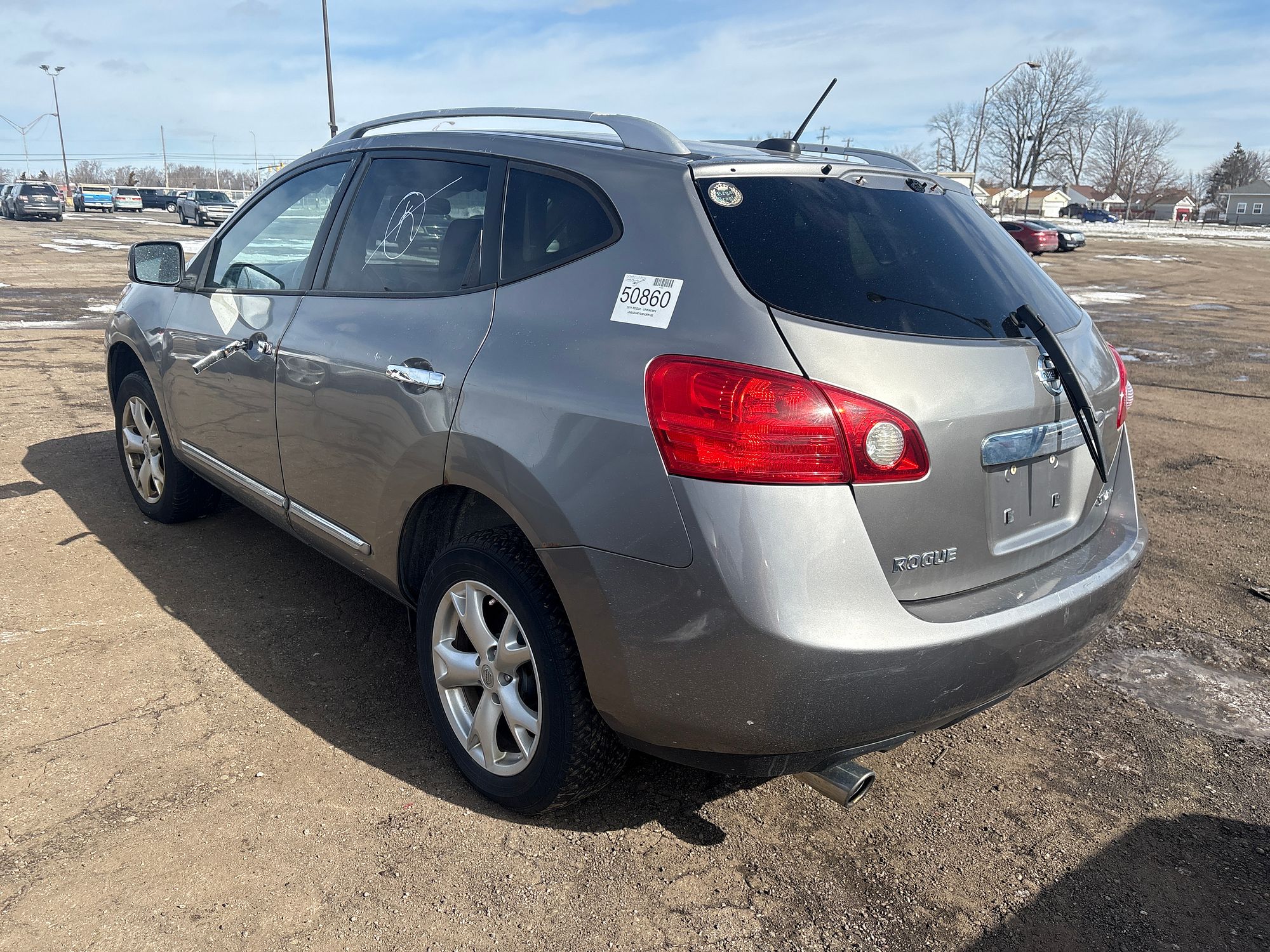 2011 NISSAN ROGUE - Image 4