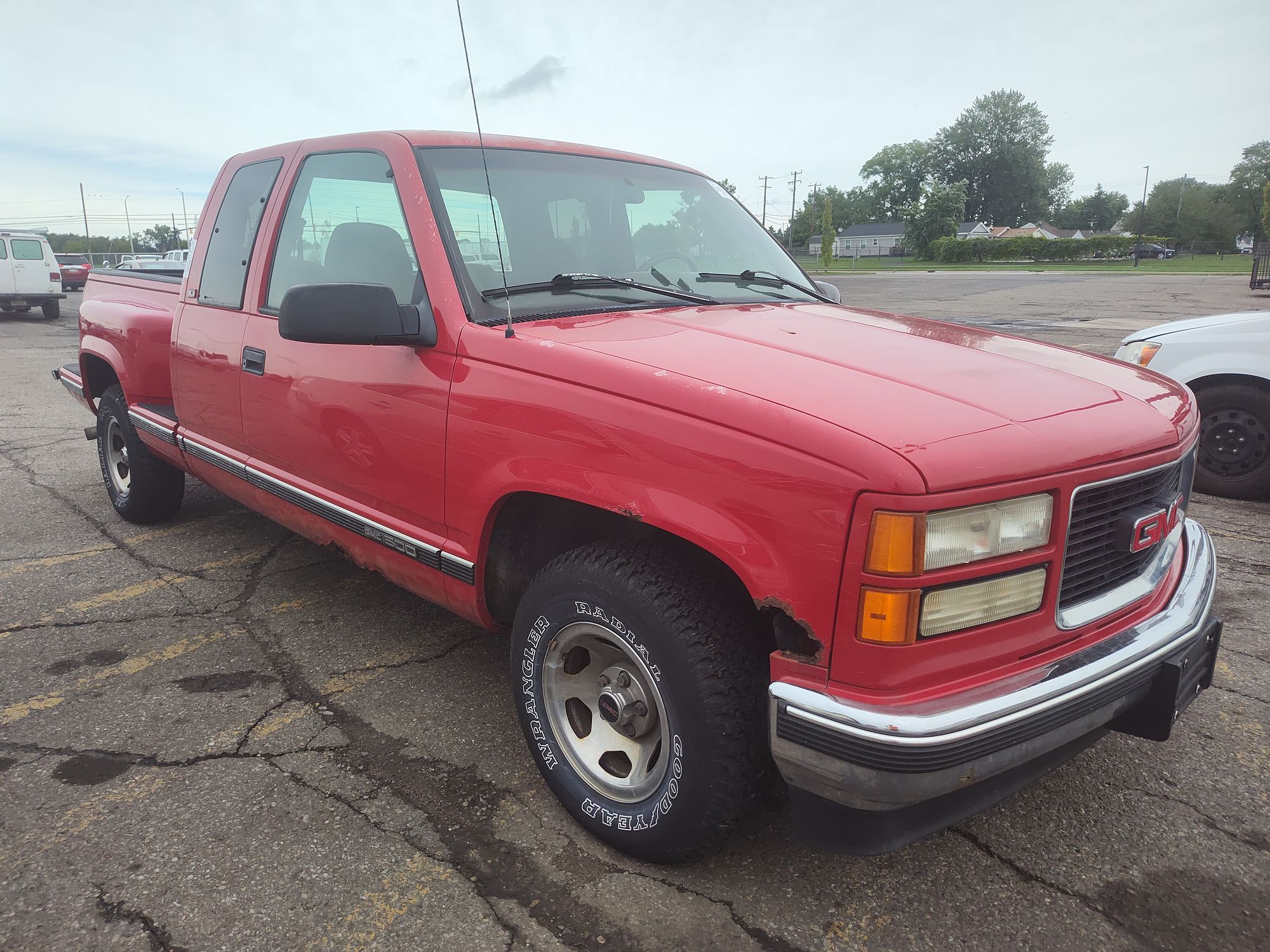 1996 GMC TRUCK C/K 1500 - Image 2