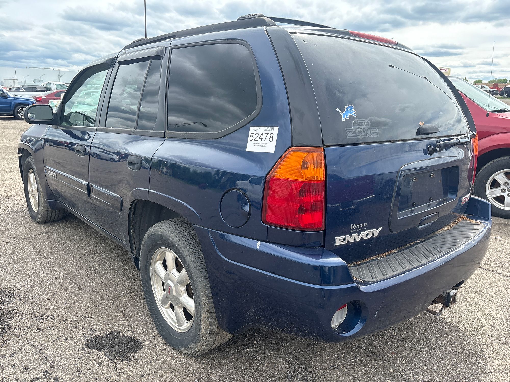 2004 GMC ENVOY - Image 4