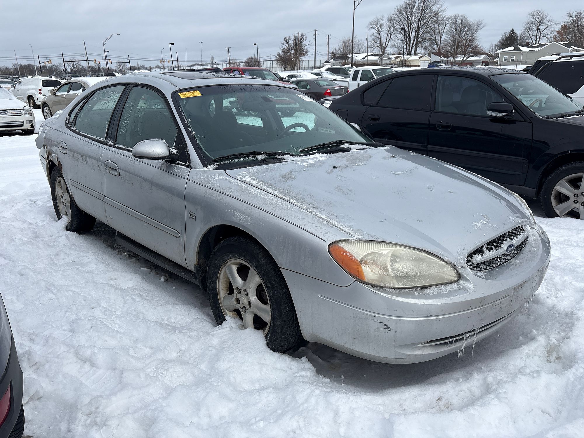 2003 FORD TAURUS - Image 2