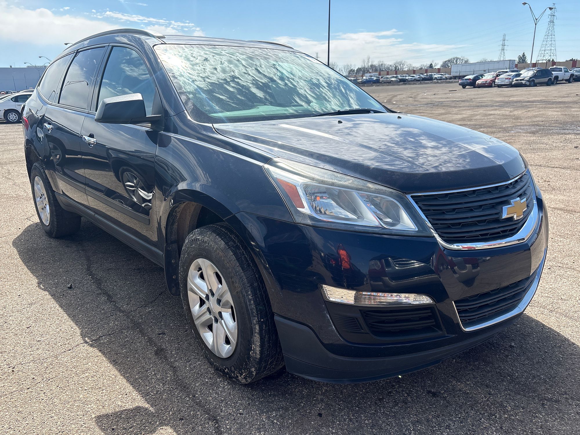 2015 CHEVROLET TRAVERSE - Image 2