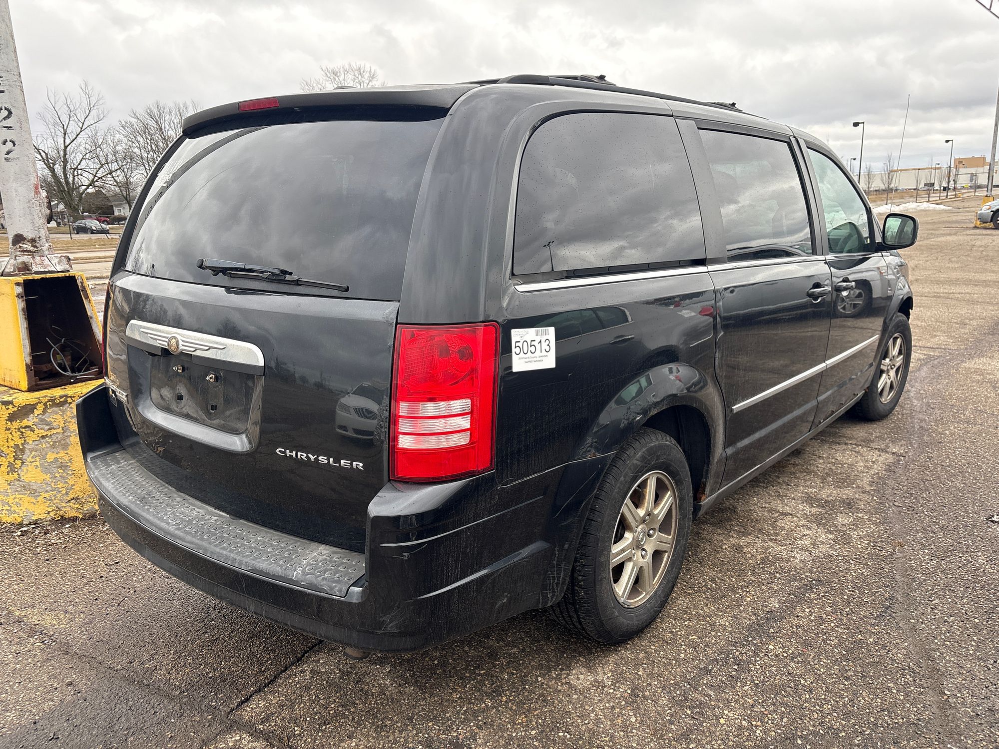 2010 CHRYSLER TOWN COUNTRY - Image 3
