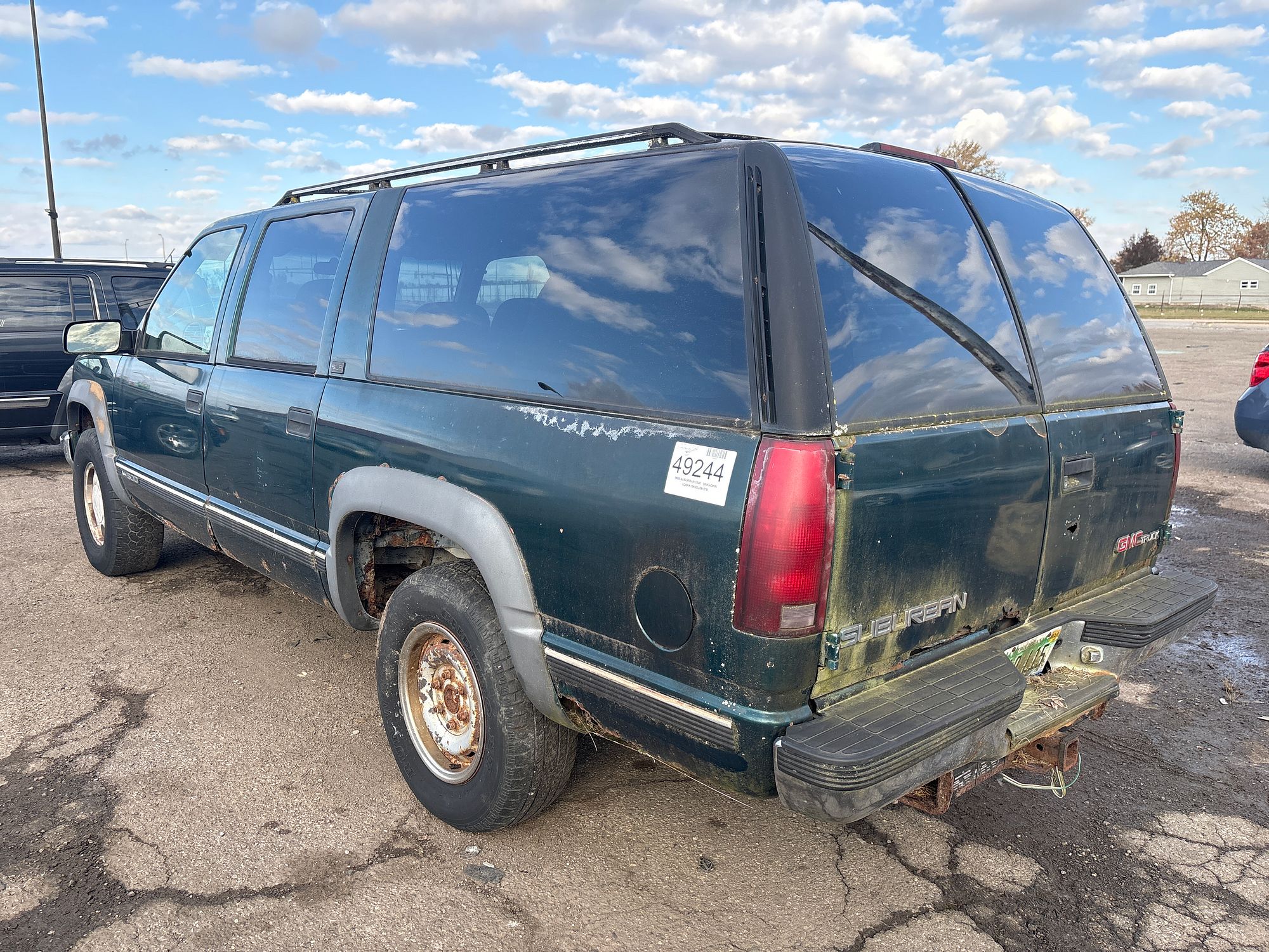 1995 GMC SUBURBAN 1500 - Image 4