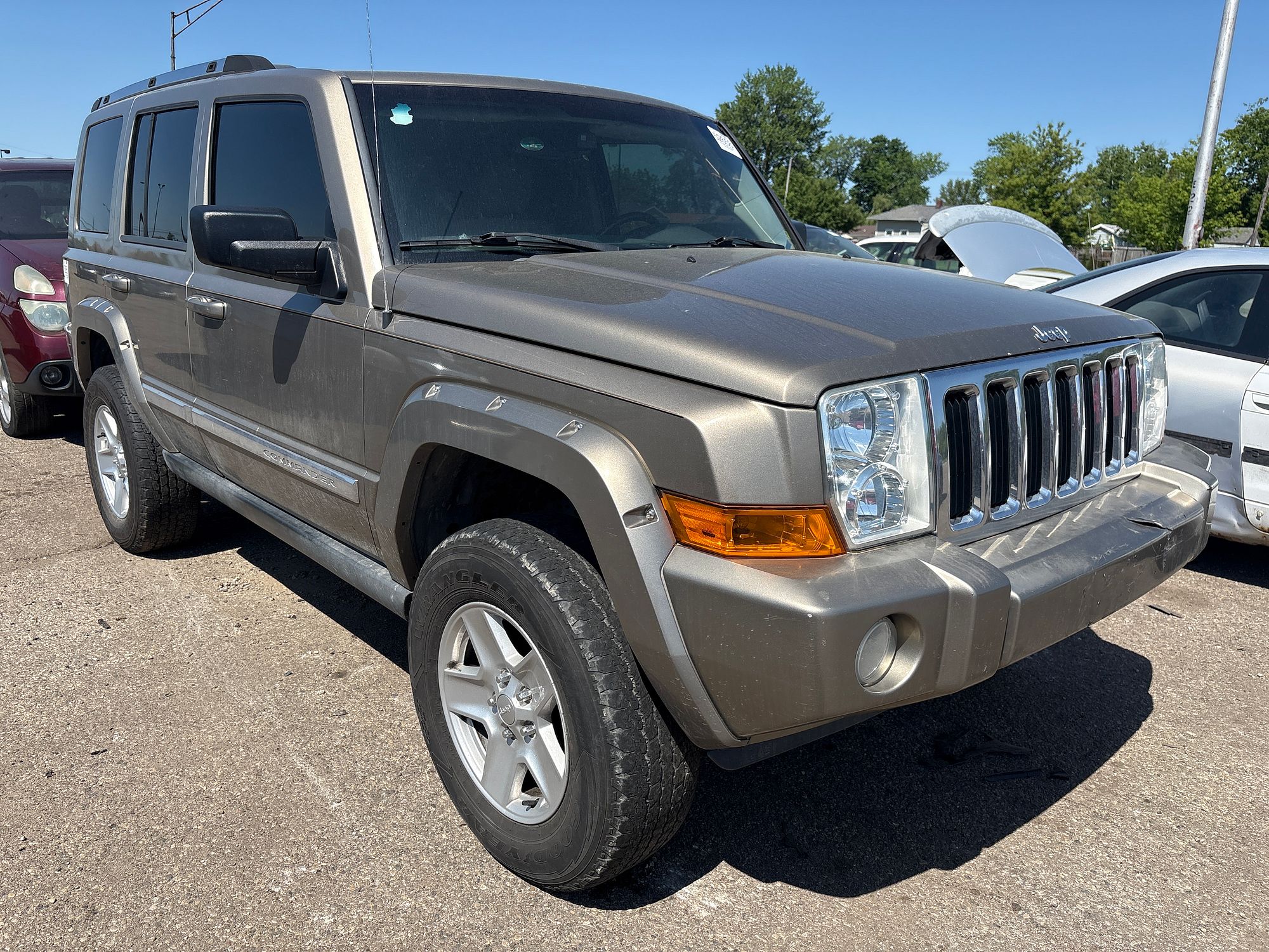 2006 JEEP COMMANDER - Image 2