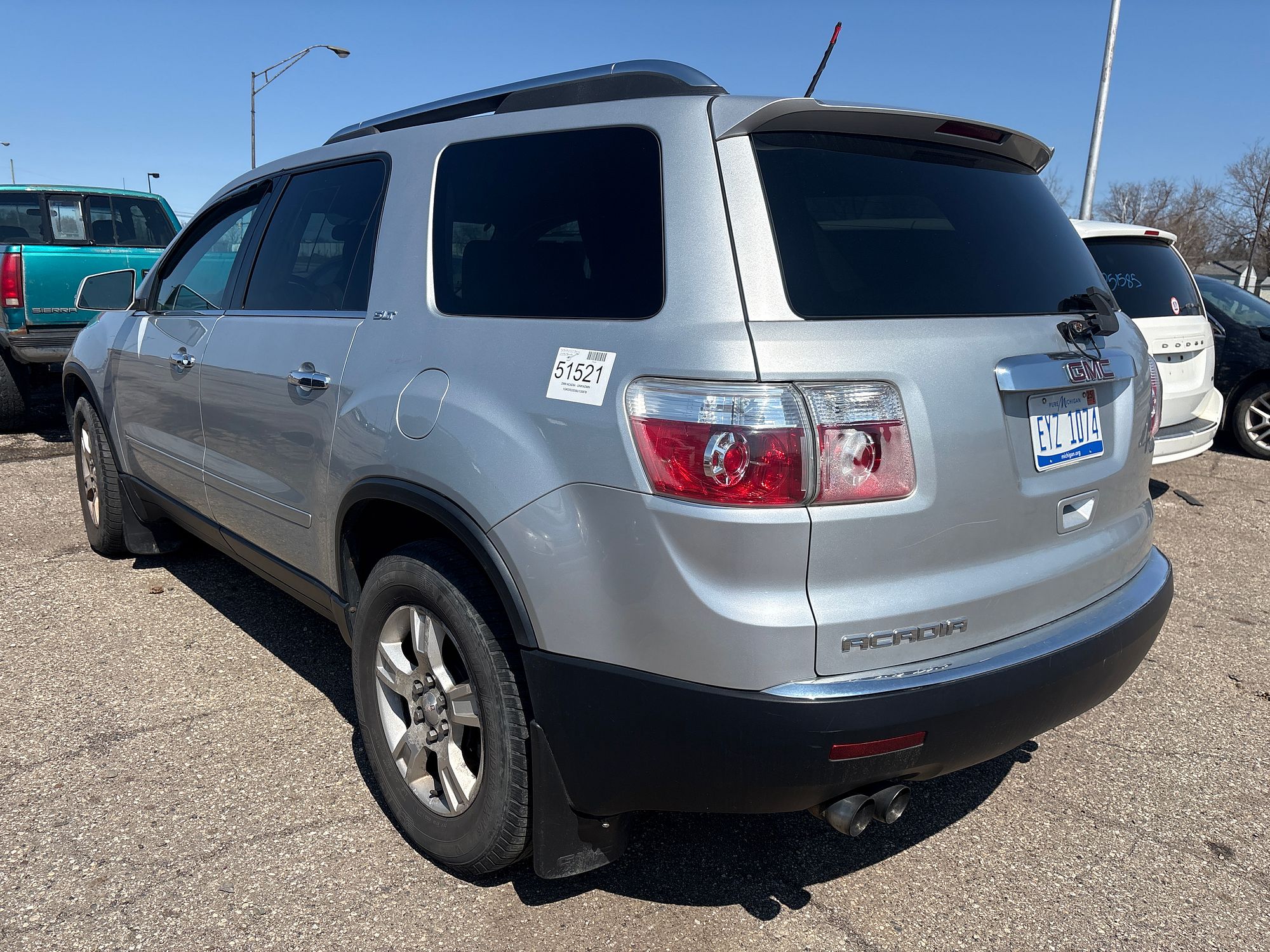 2009 GMC ACADIA - Image 4