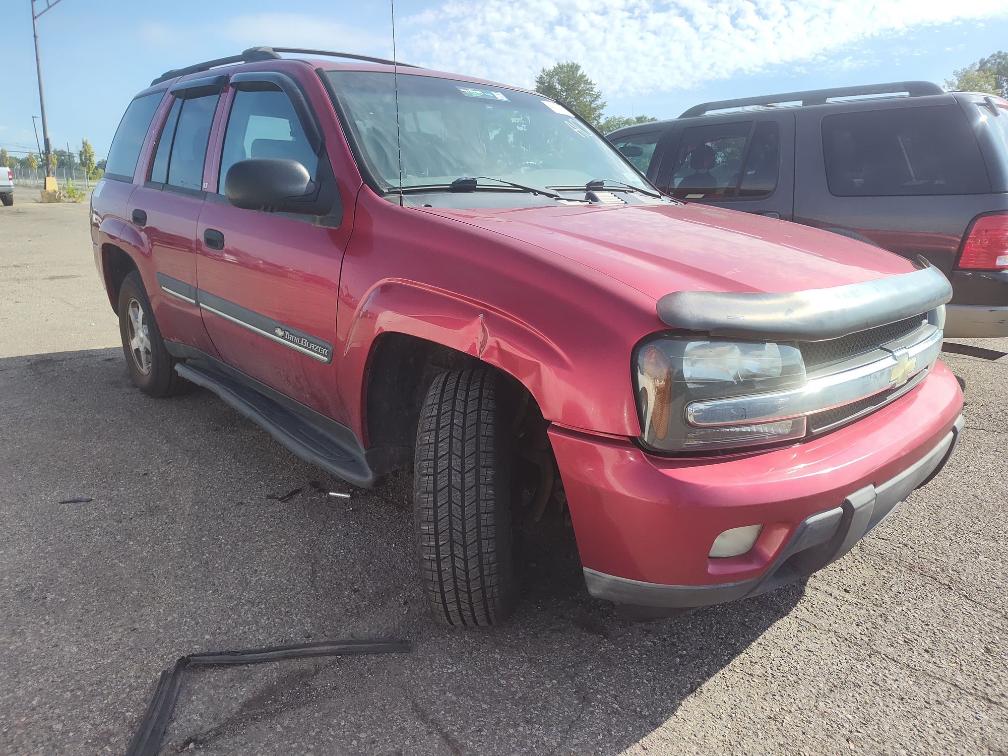 2002 CHEVROLET TRAILBLAZER - Image 2