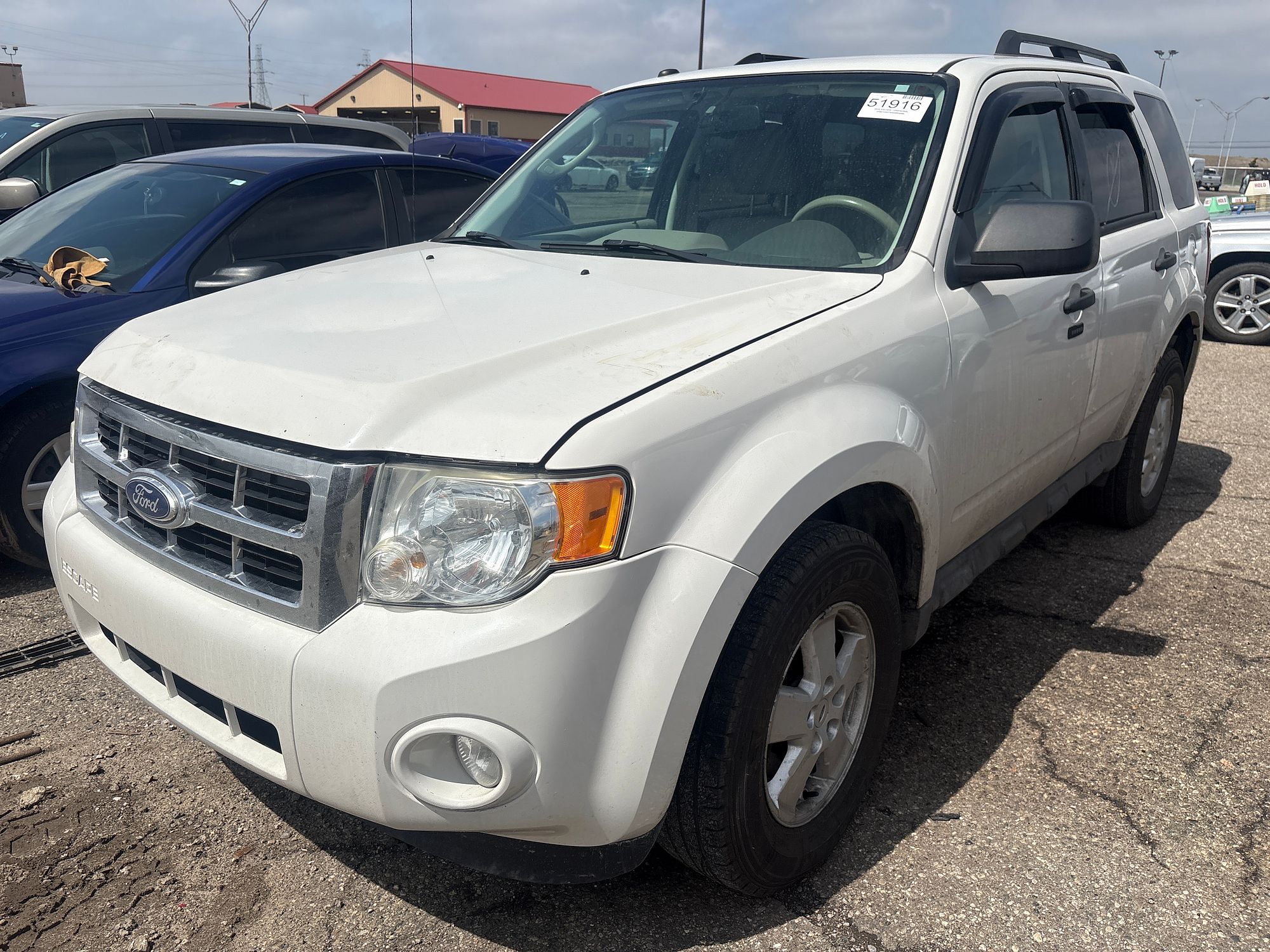 2010 FORD ESCAPE - Image 1