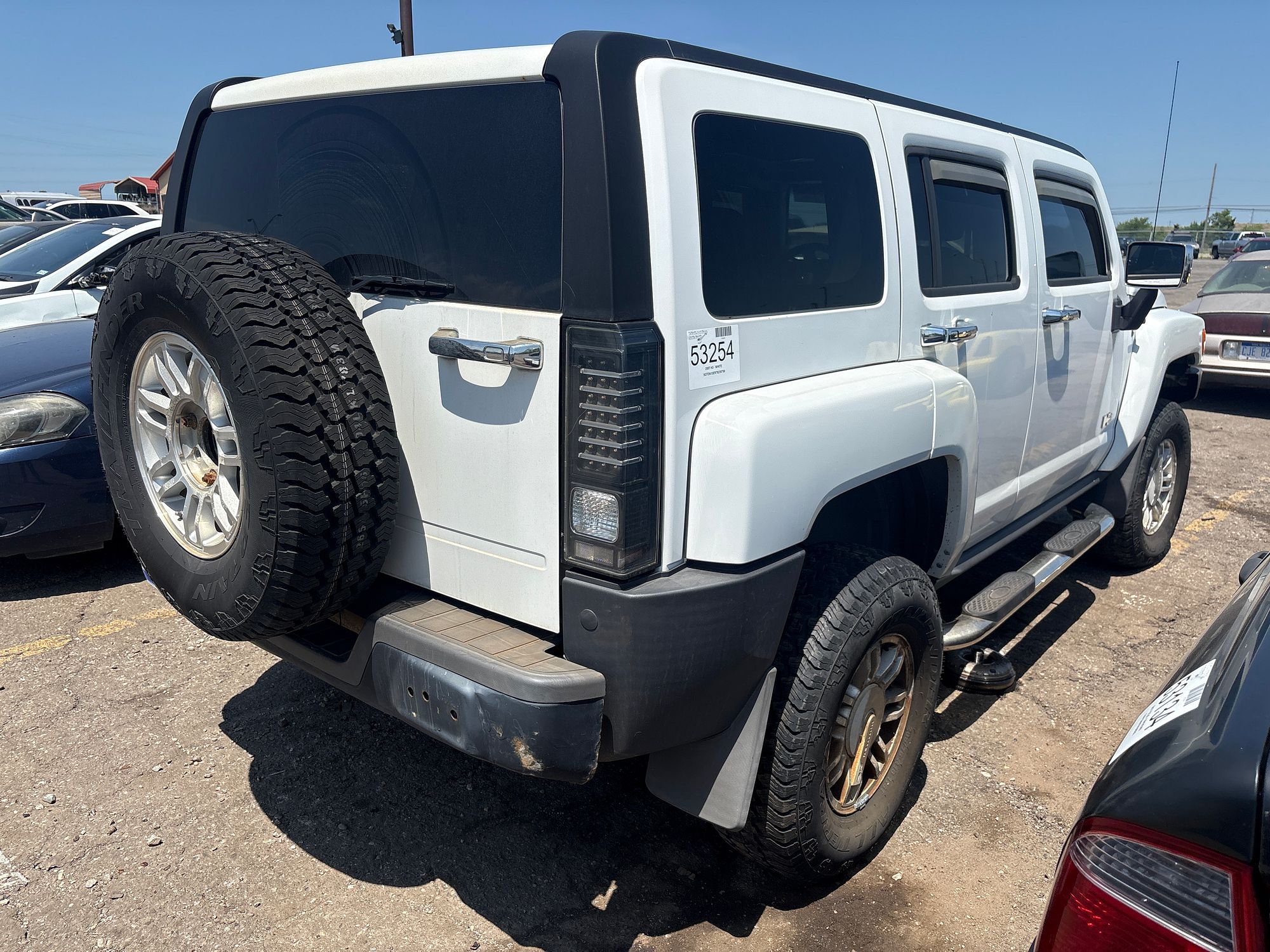 2007 HUMMER H3 - Image 3