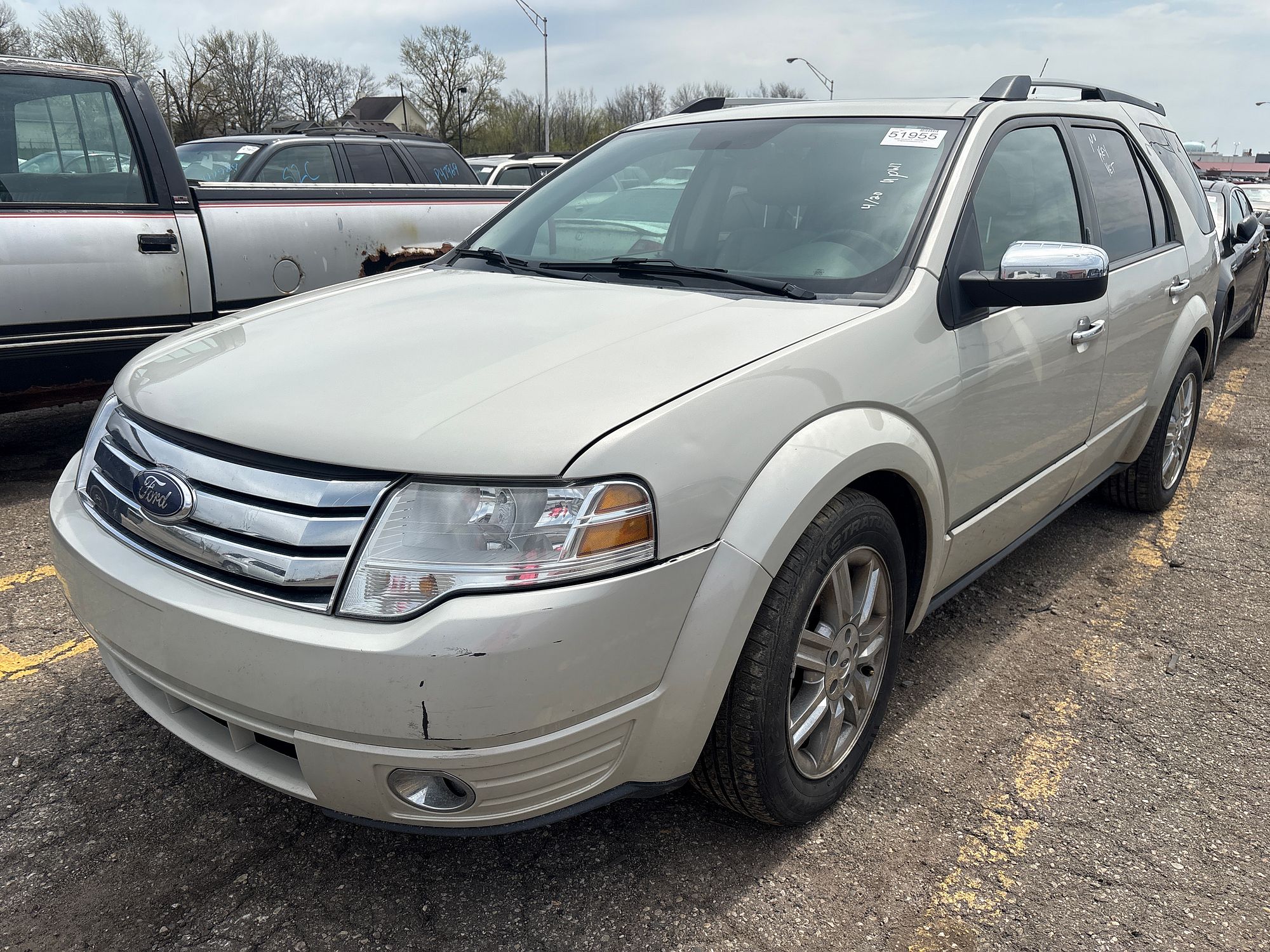2008 FORD TAURUS X - Image 1