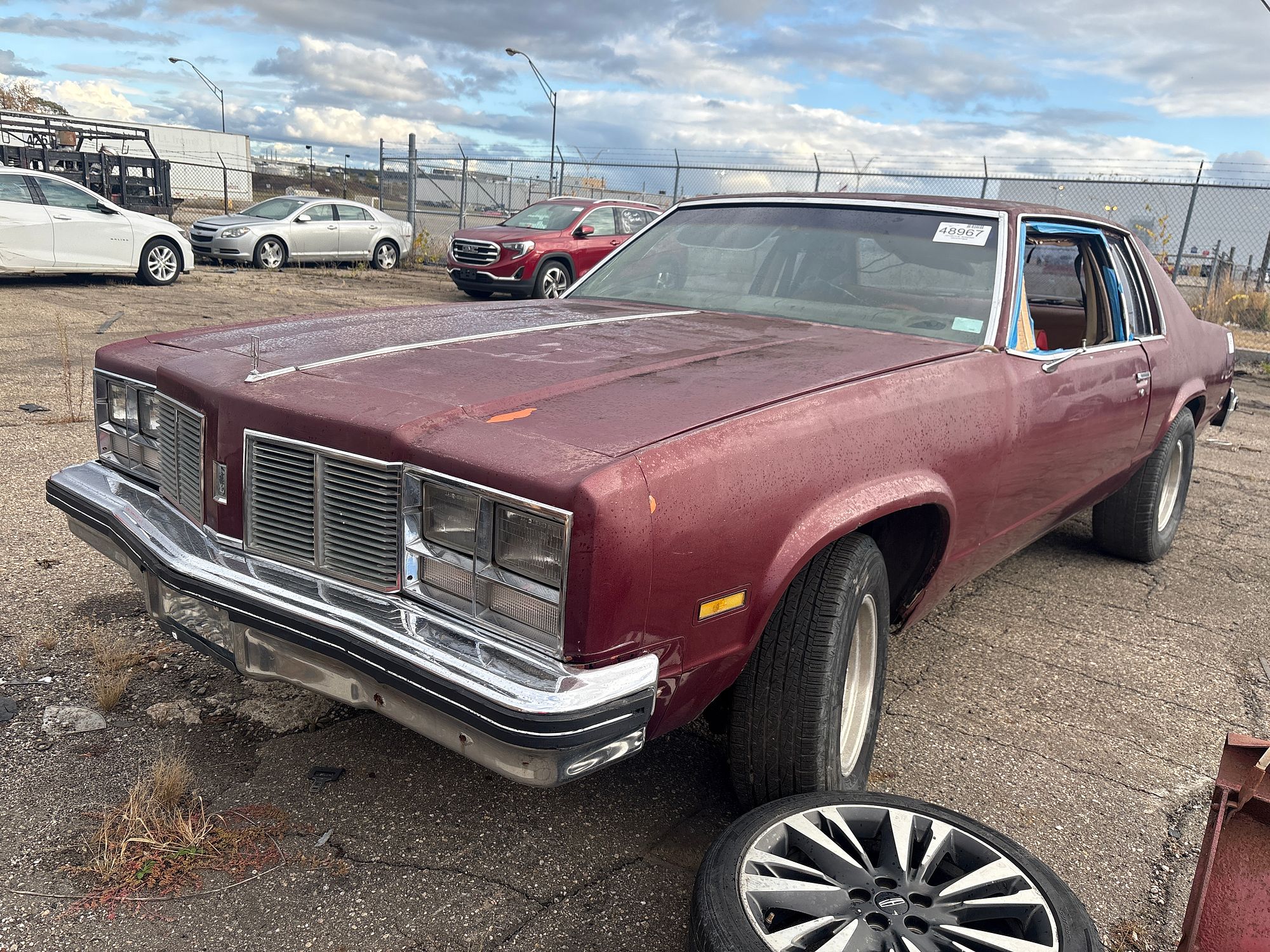 1977 OLDSMOBILE DELTA 88 - Image 1
