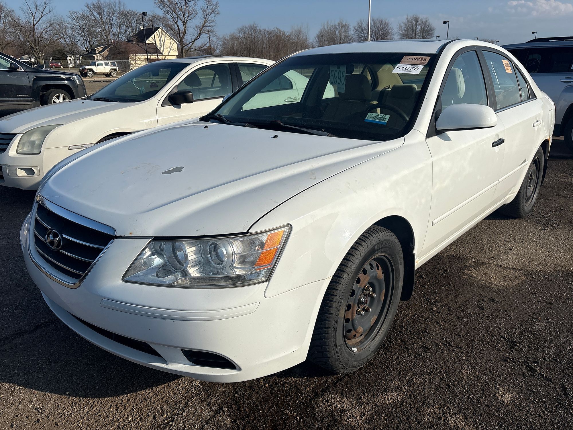 2010 HYUNDAI SONATA - Image 1