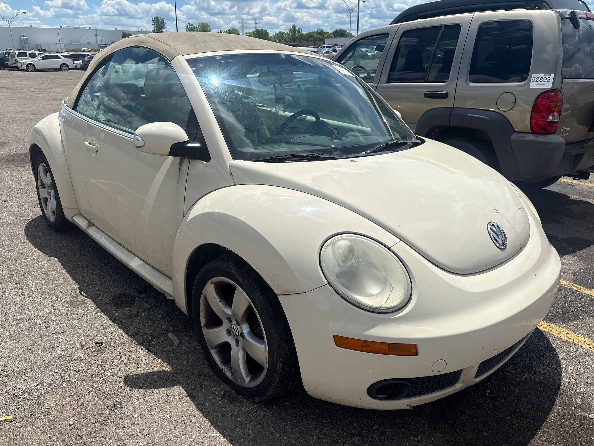 2006 VOLKSWAGEN BEETLE - Image 2