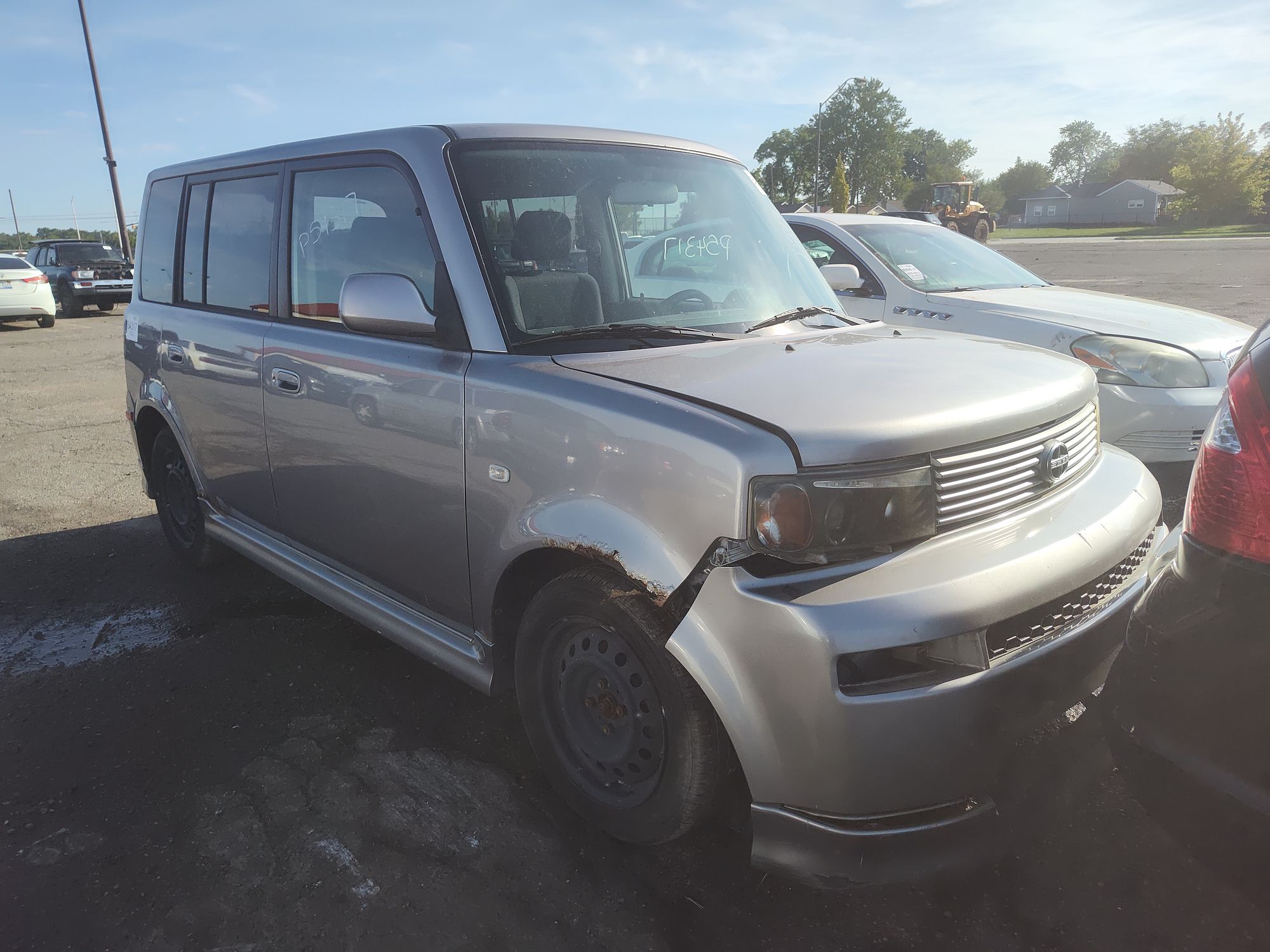 2005 SCION XB - Image 2