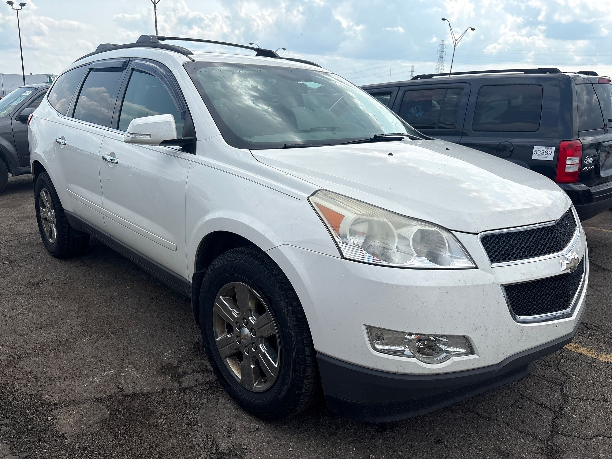 2012 CHEVROLET TRAVERSE - Image 2