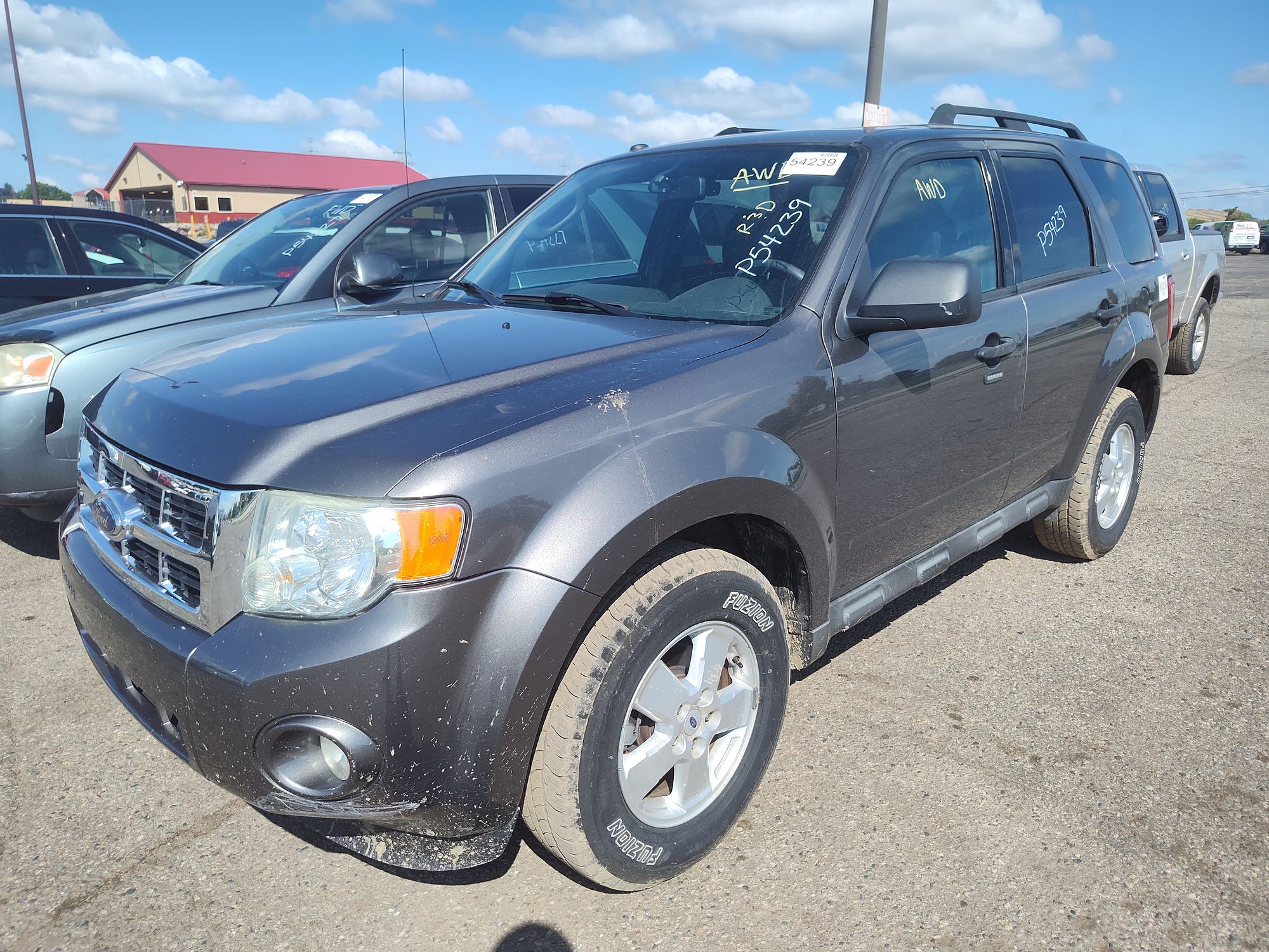 2009 FORD ESCAPE - Image 1