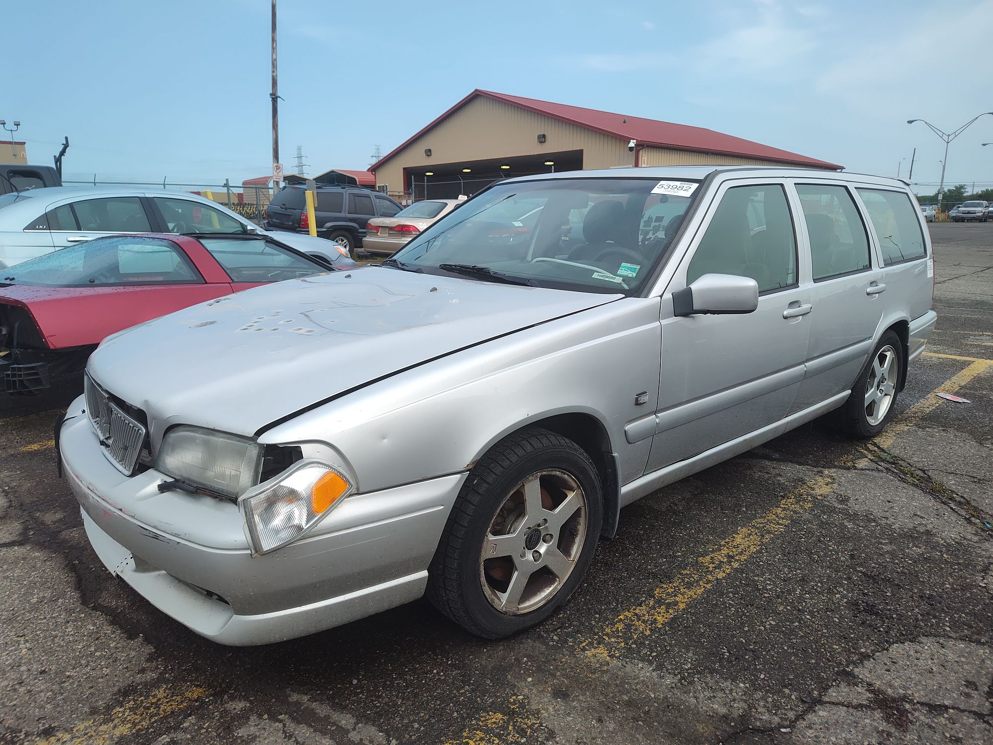 2000 VOLVO V70 - Image 1
