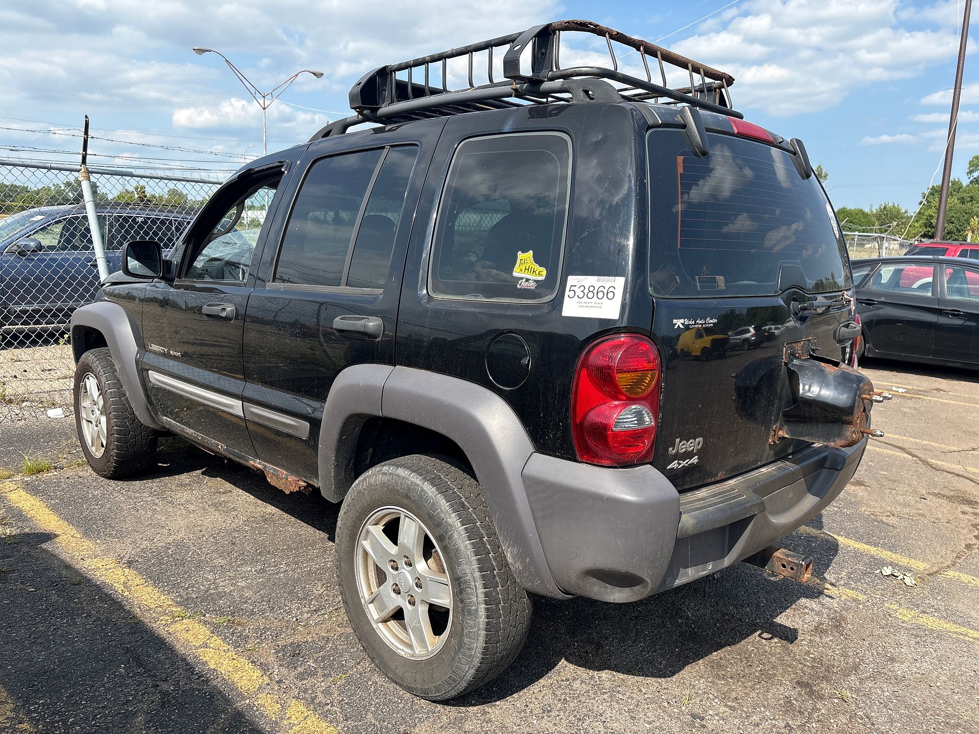 2004 JEEP LIBERTY - Image 4