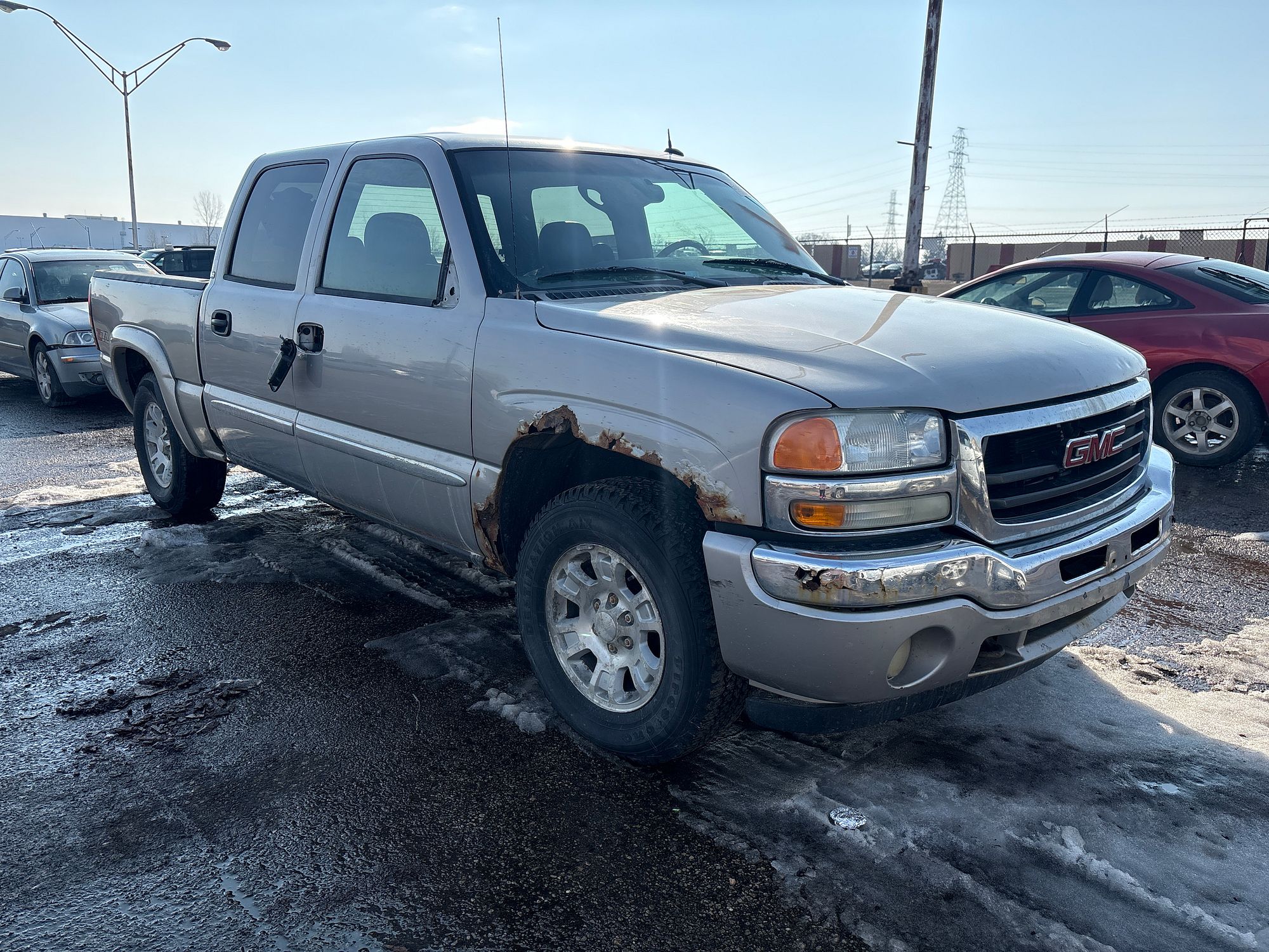 2005 GMC SIERRA 1500 - Image 2