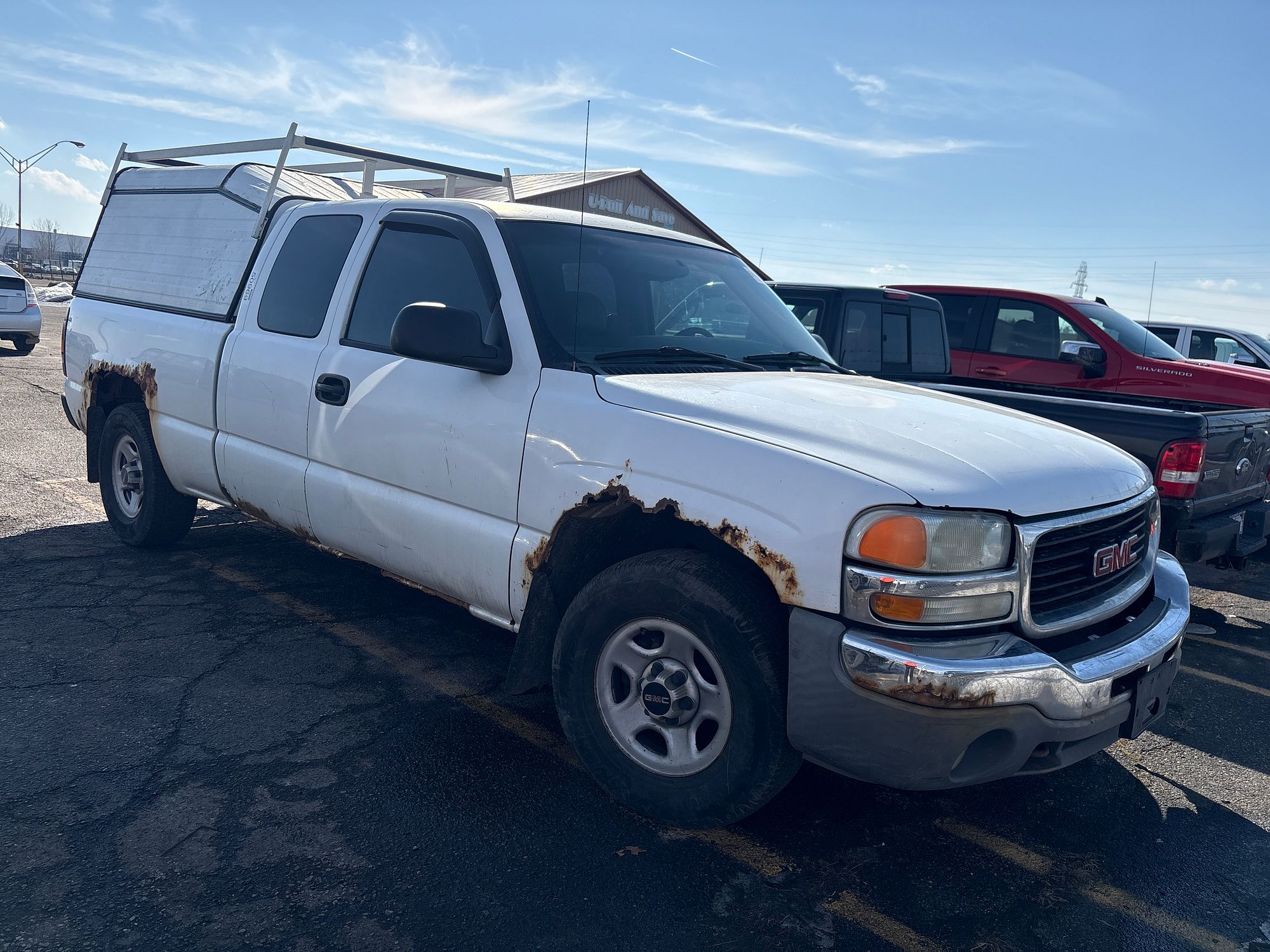 2004 GMC SIERRA 1500 - Image 2