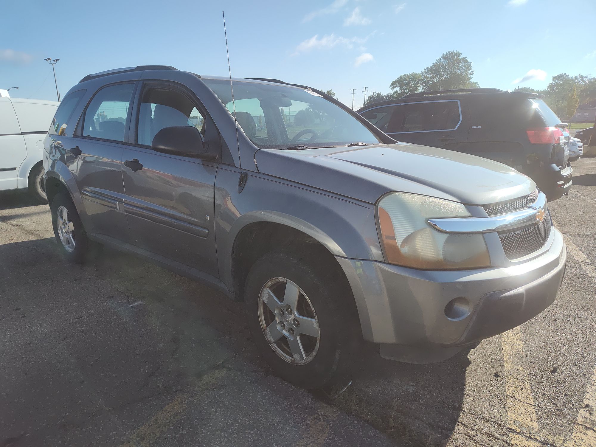 2006 CHEVROLET EQUINOX - Image 2