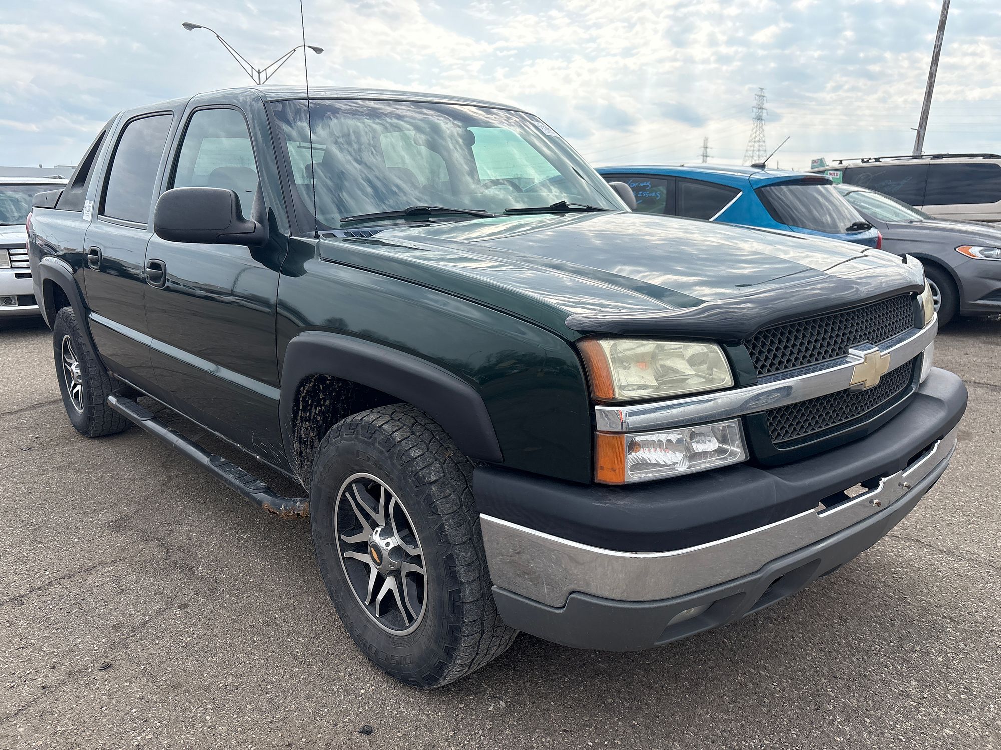 2003 CHEVROLET AVALANCHE 1500 - Image 2