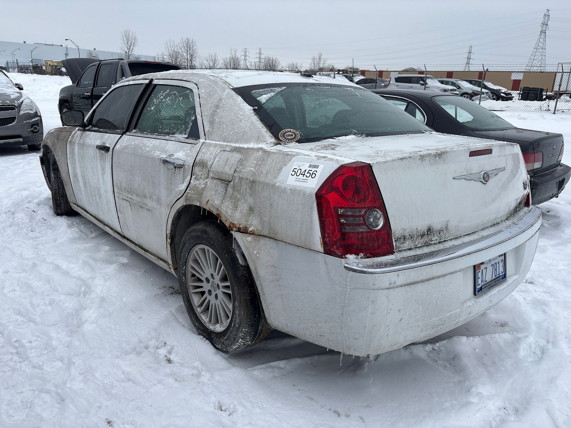 2010 CHRYSLER 300 - Image 4
