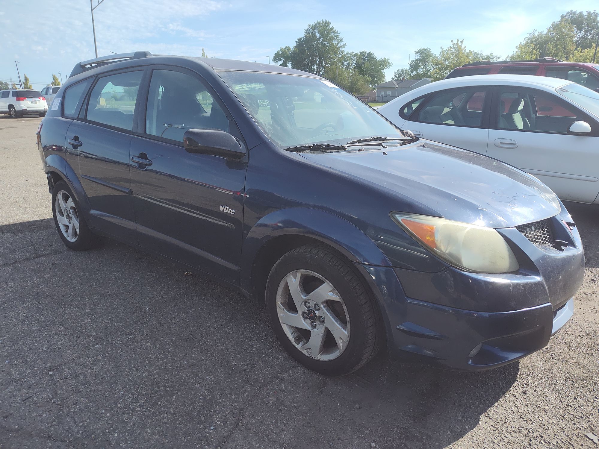 2004 PONTIAC VIBE - Image 2