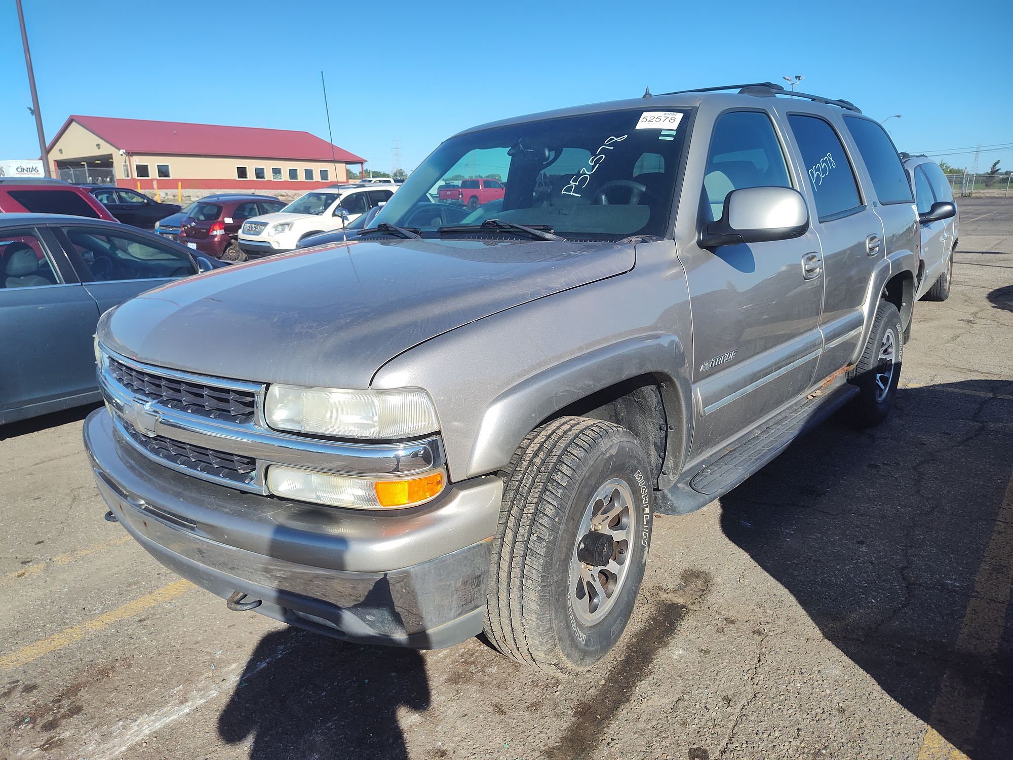 2002 CHEVROLET TAHOE - Image 1
