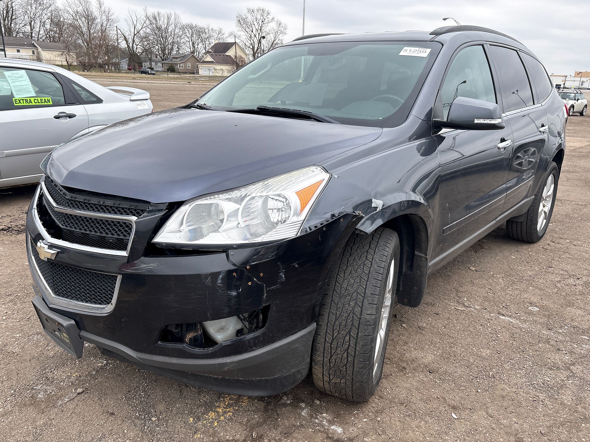 2012 CHEVROLET TRAVERSE - Image 1