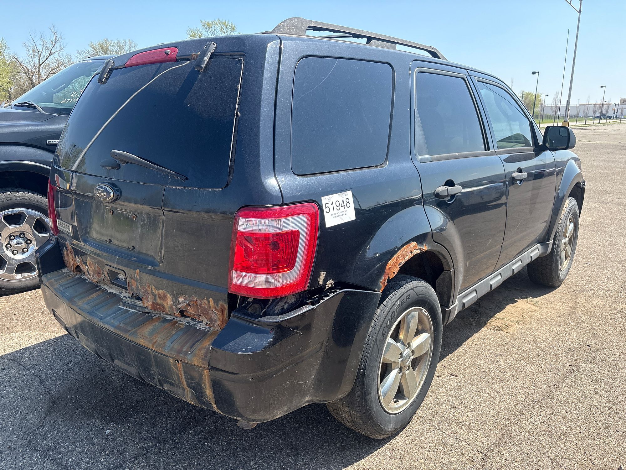 2011 FORD ESCAPE - Image 3