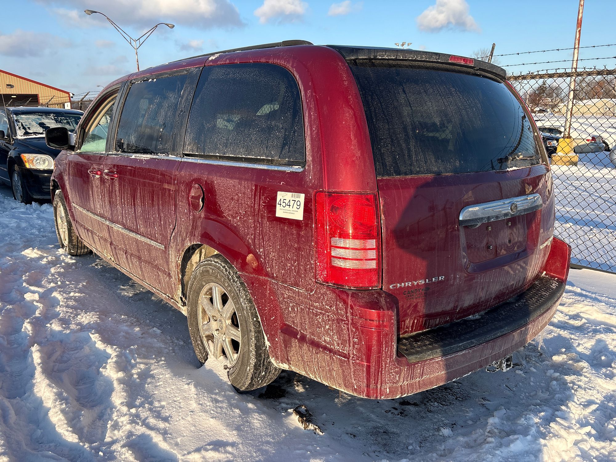 2010 CHRYSLER TOWN COUNTRY - Image 4