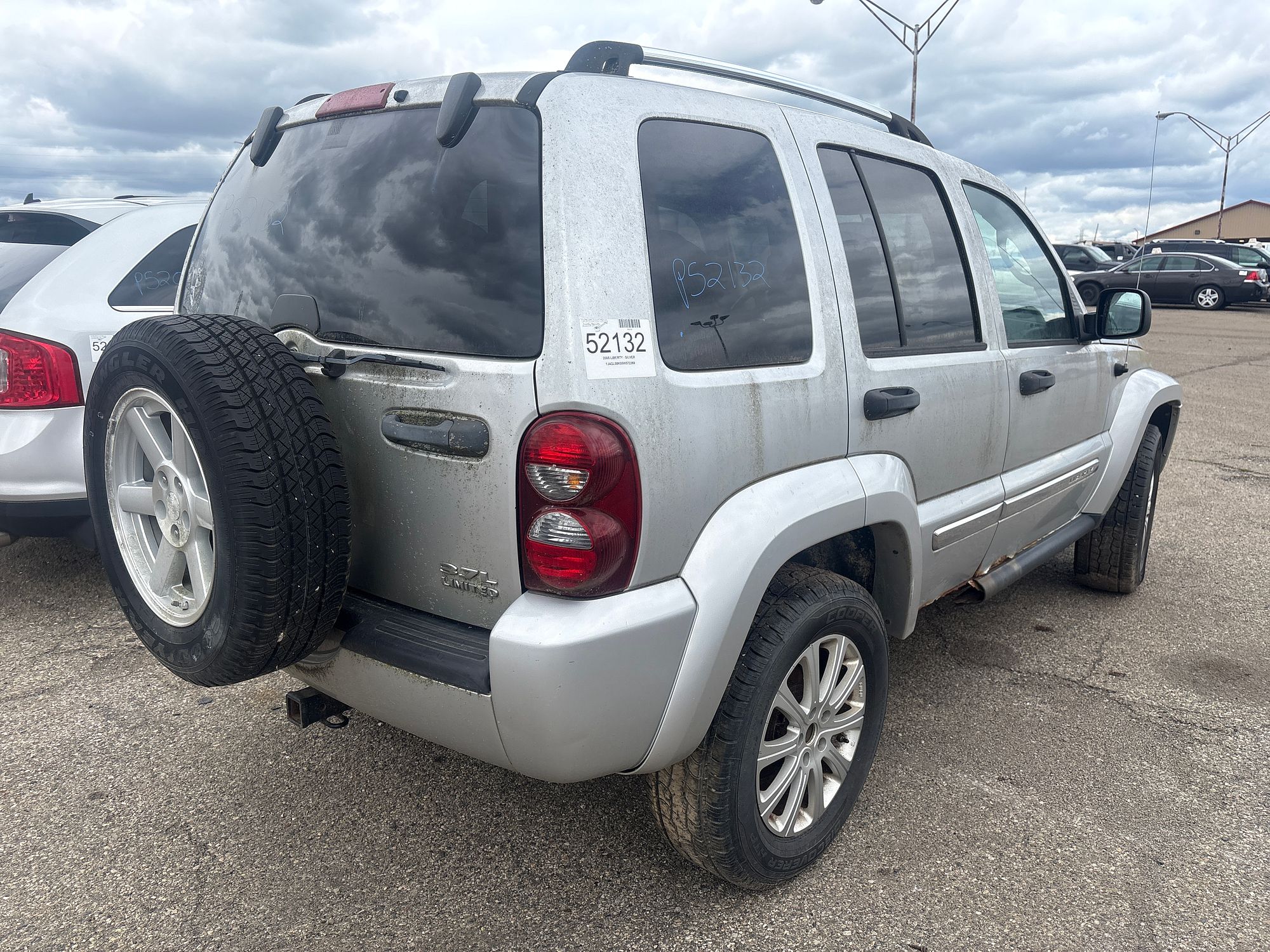 2005 JEEP LIBERTY - Image 3
