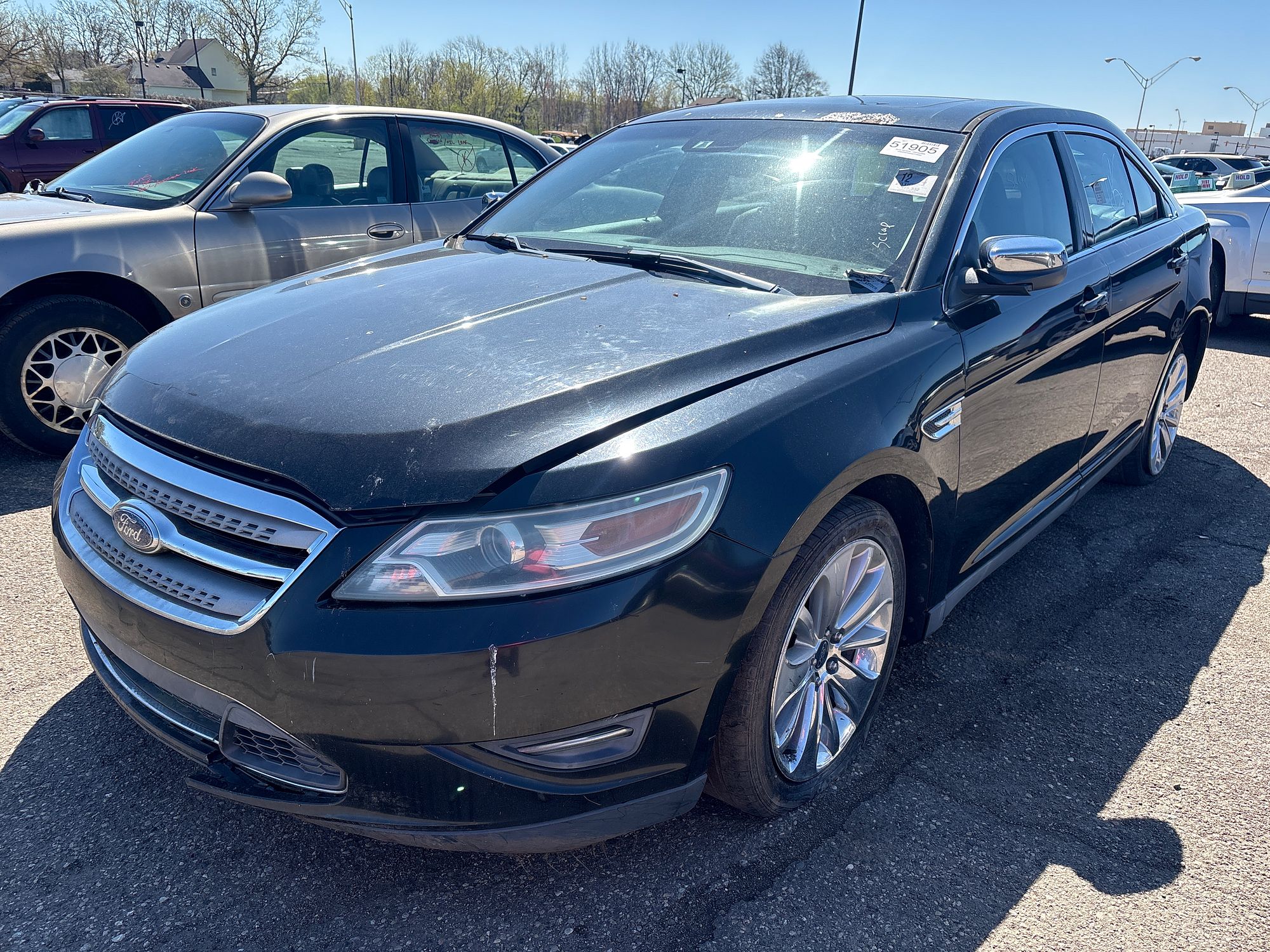 2010 FORD TAURUS - Image 1