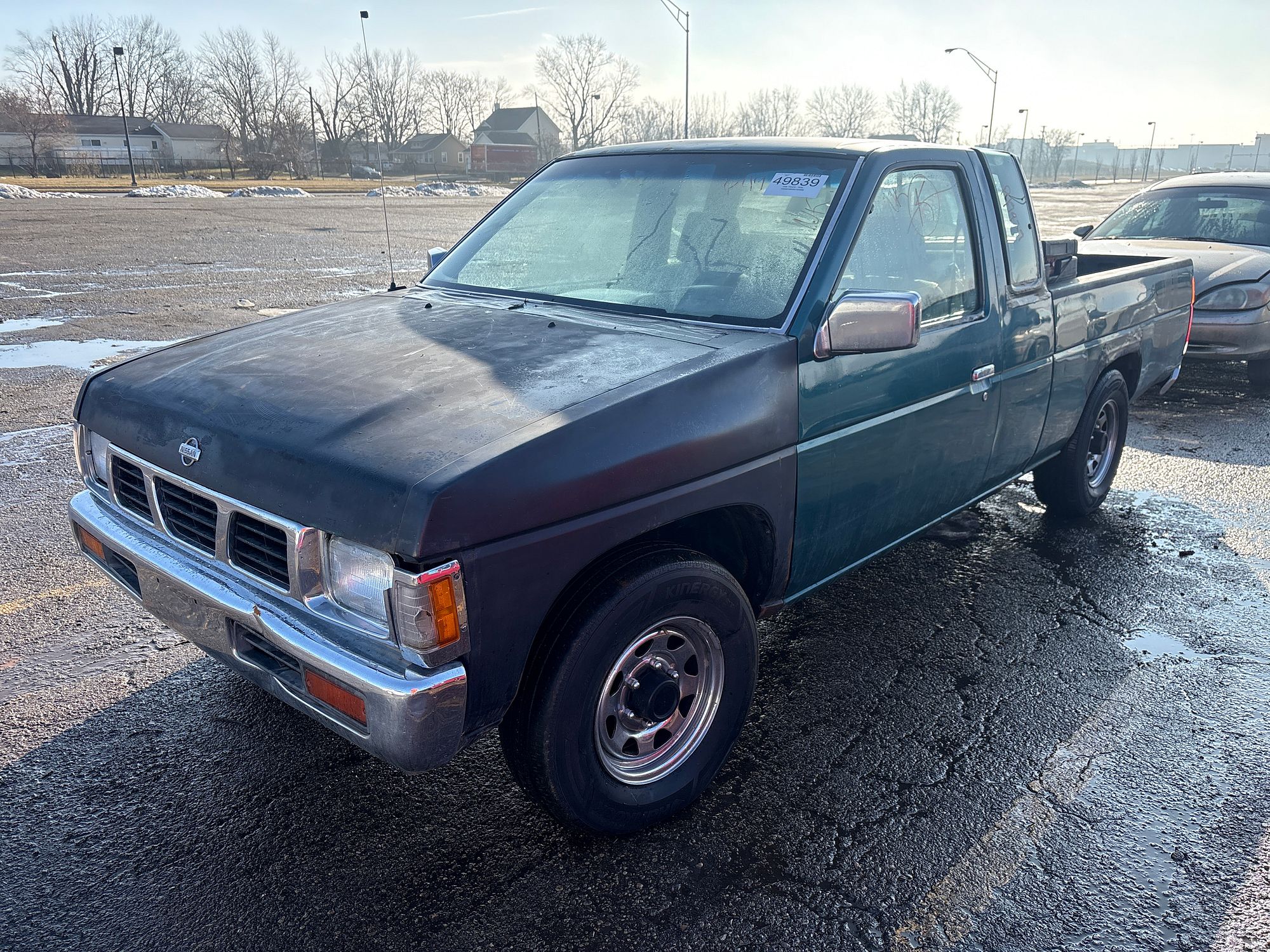 1995 NISSAN TRUCK - Image 1