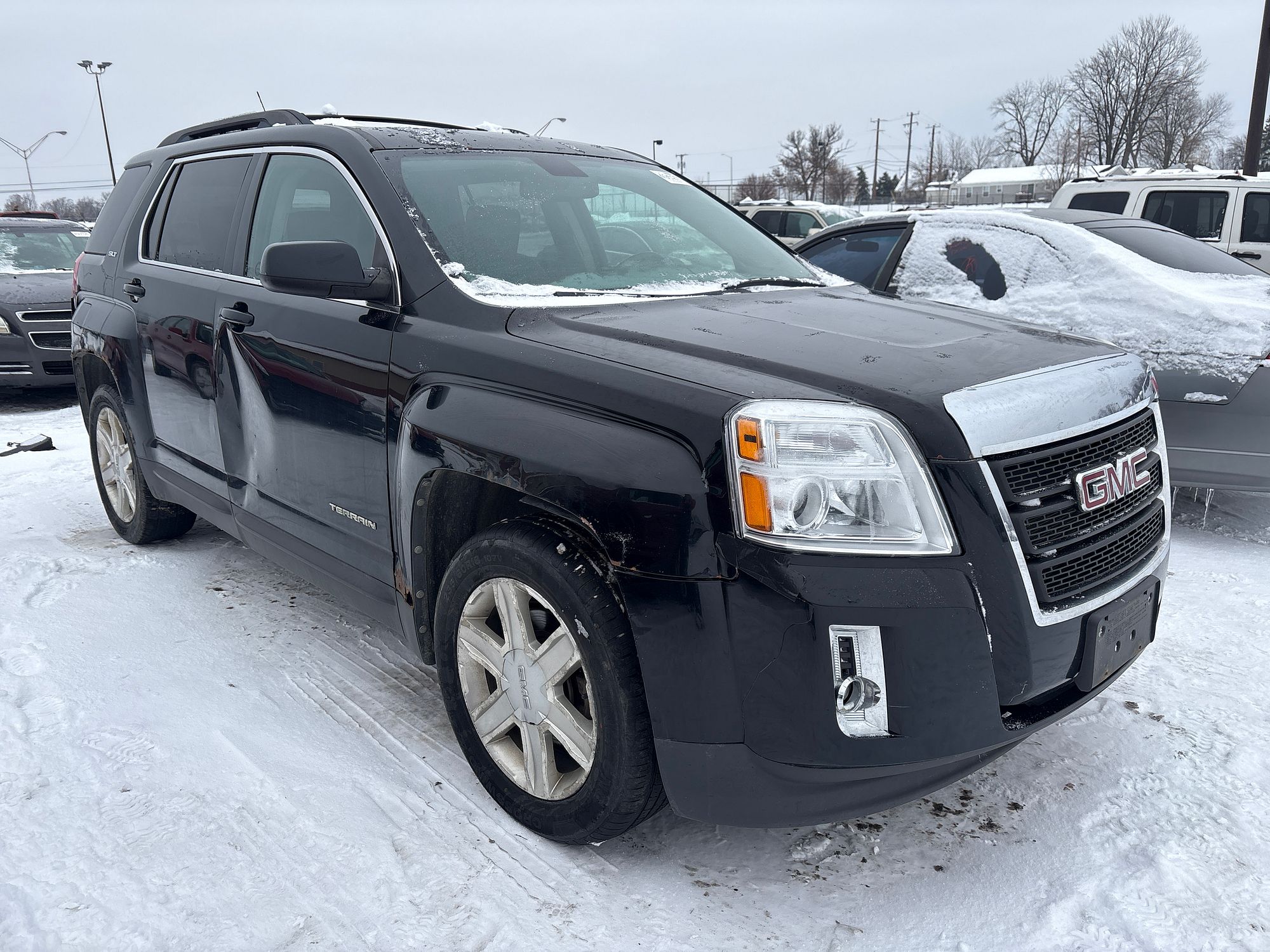 2010 GMC TERRAIN - Image 2