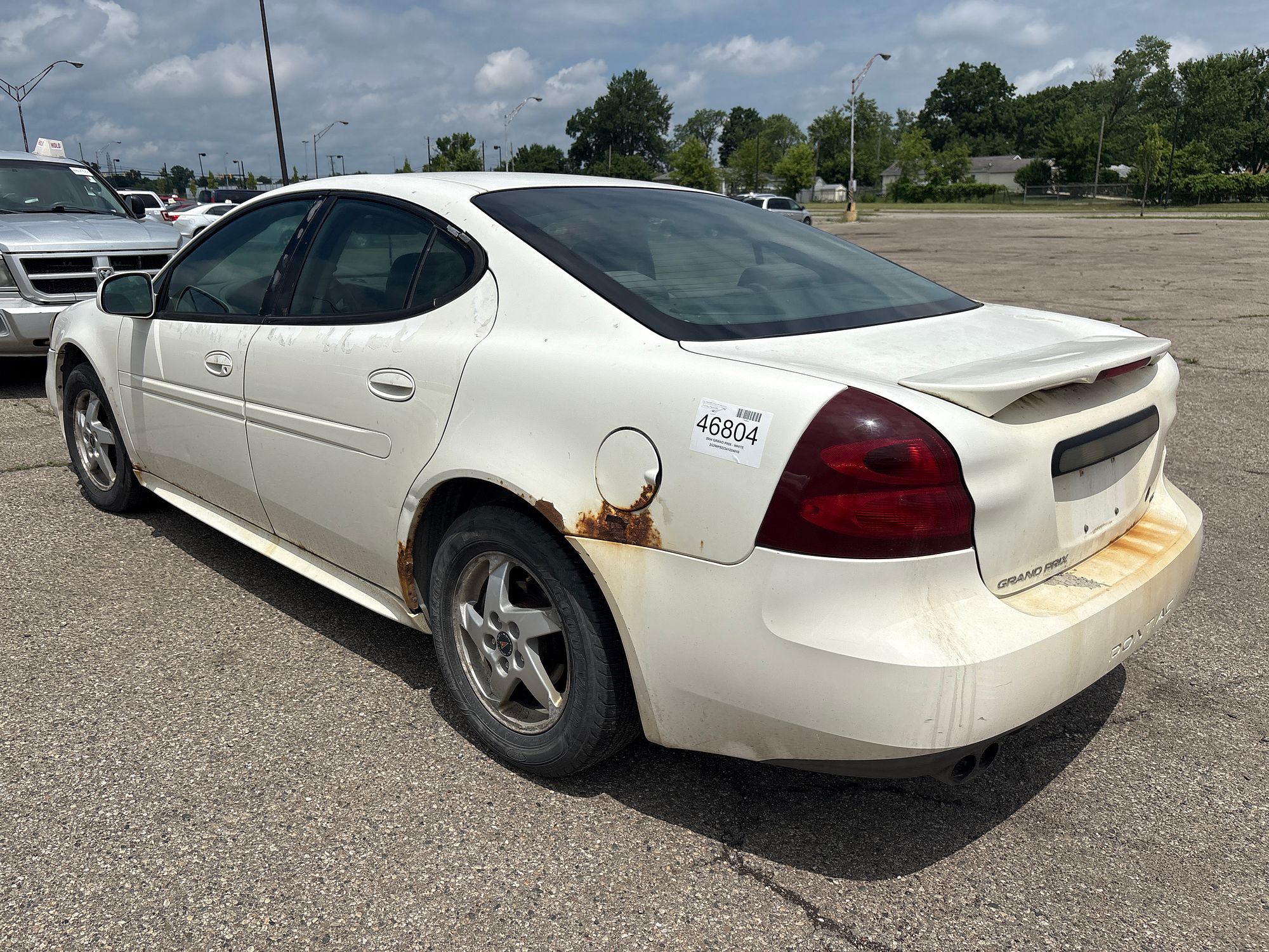 2004 PONTIAC GRAND PRIX - Image 4