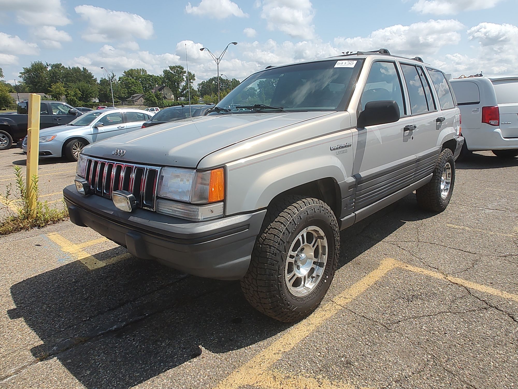 1995 JEEP GRAND CHEROKEE - Image 1