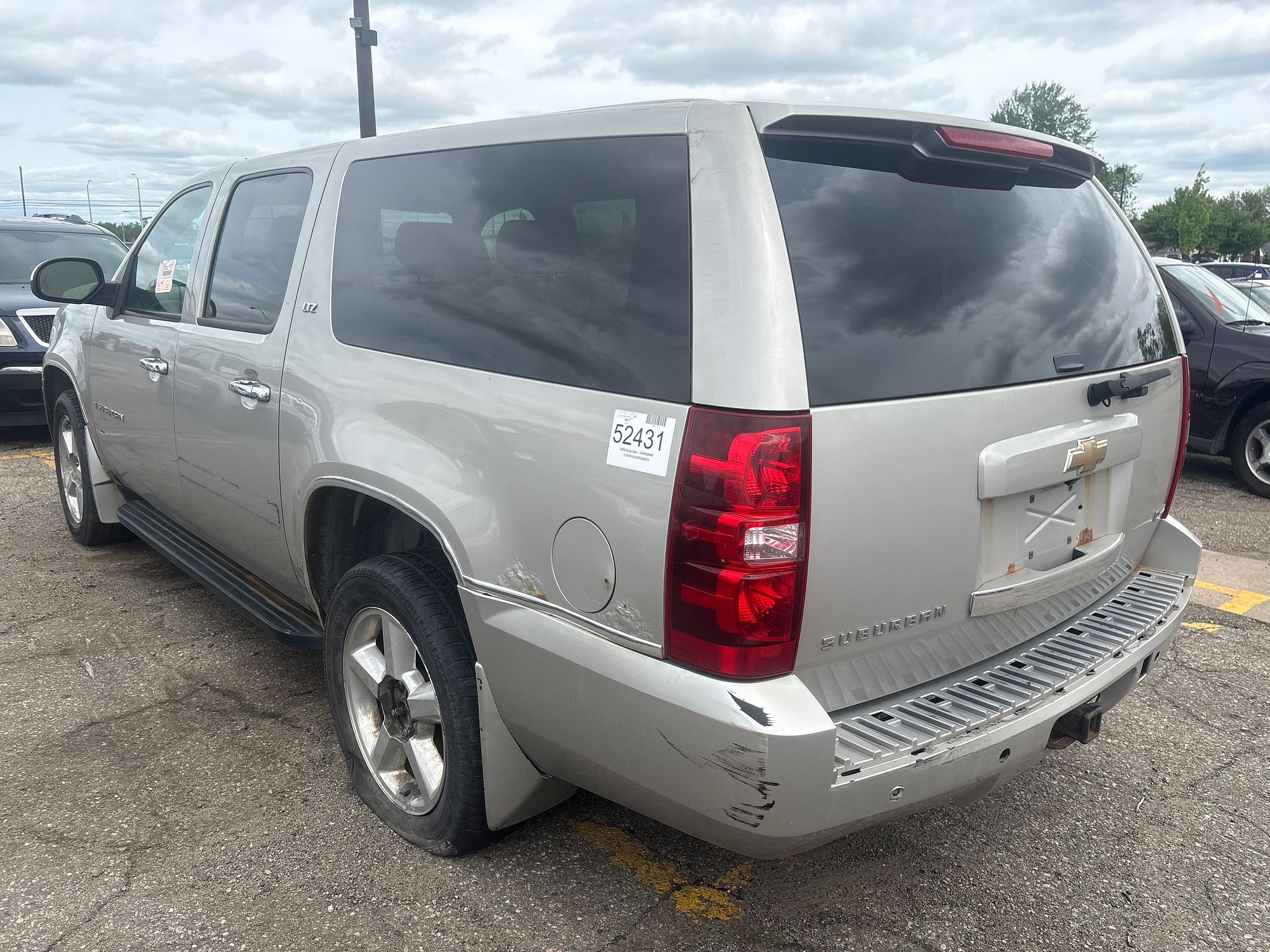 2008 CHEVROLET SUBURBAN 1500 - Image 4