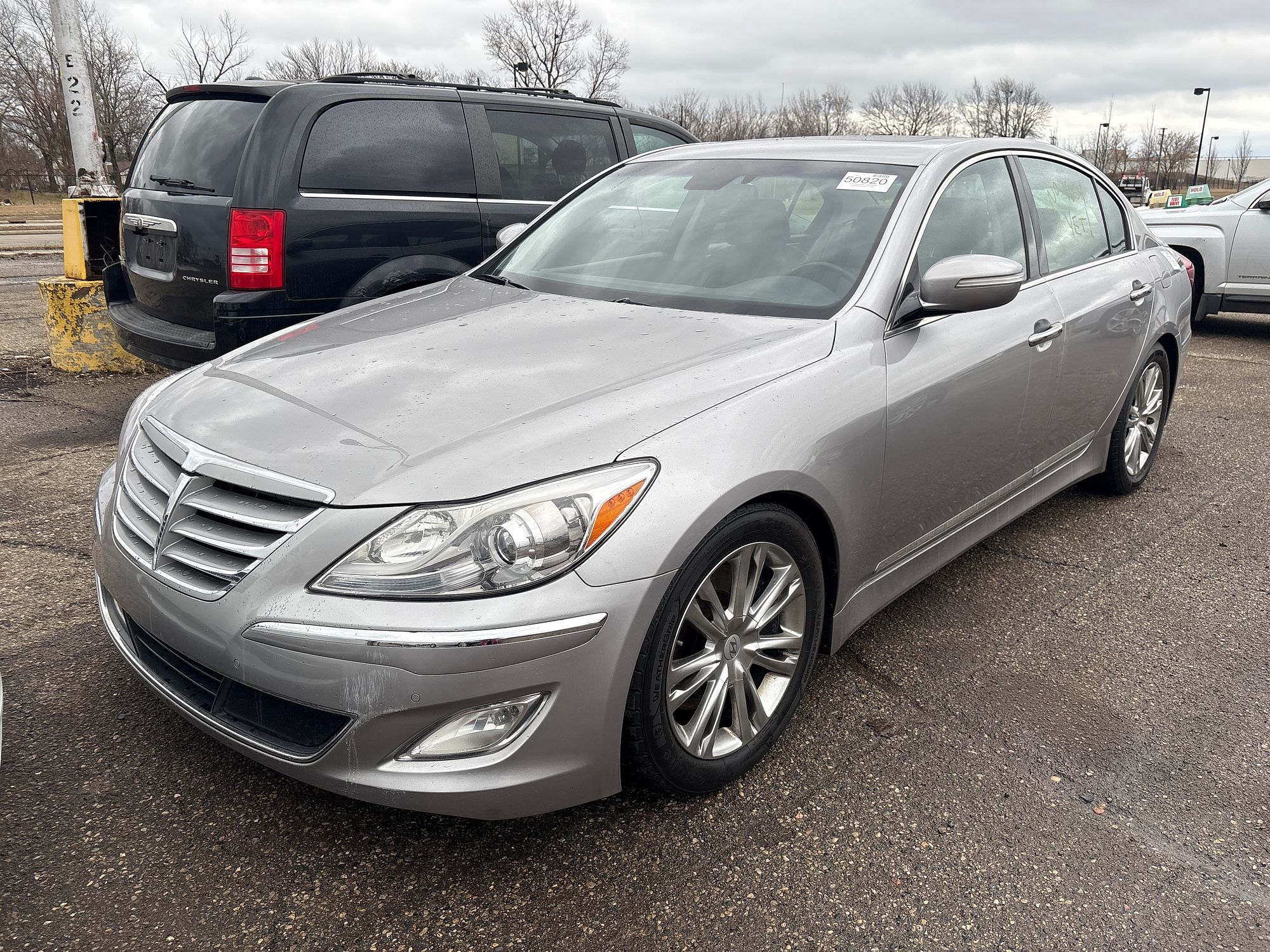 2012 HYUNDAI GENESIS - Image 1